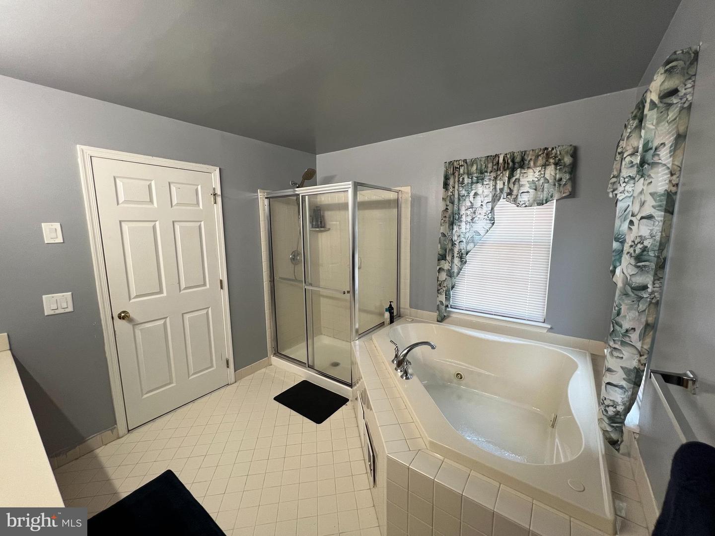 57 SANDSTONE RD