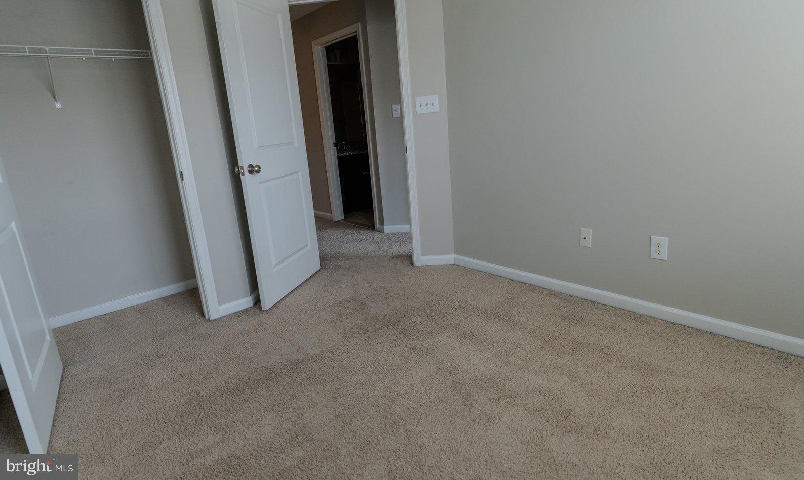 1606 HIGHTS FARM RD
