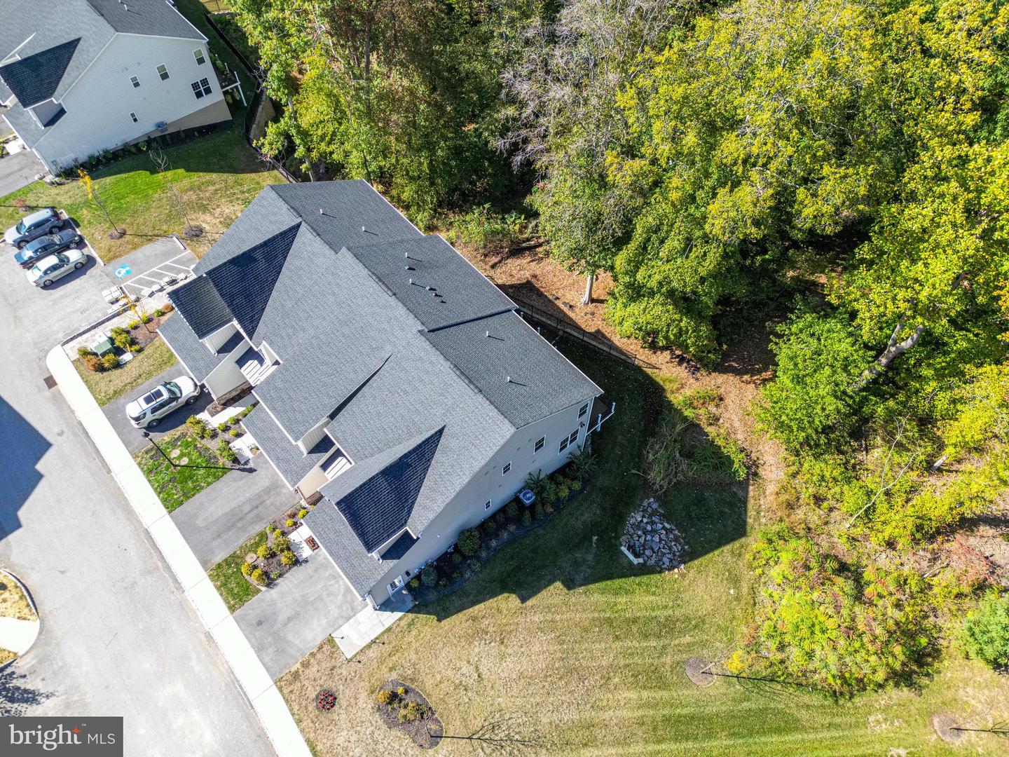 237 W Ponds Edge Dr