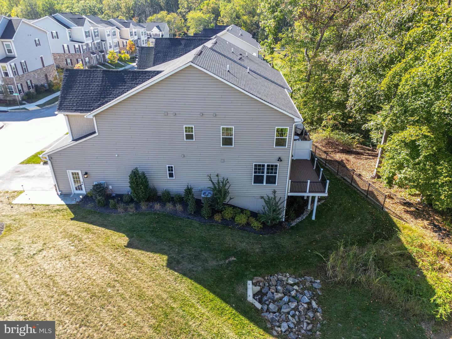 237 W Ponds Edge Dr