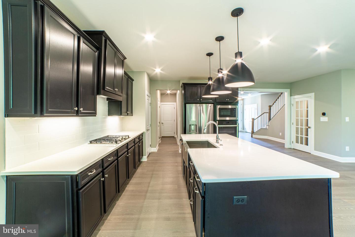 237 W Ponds Edge Dr