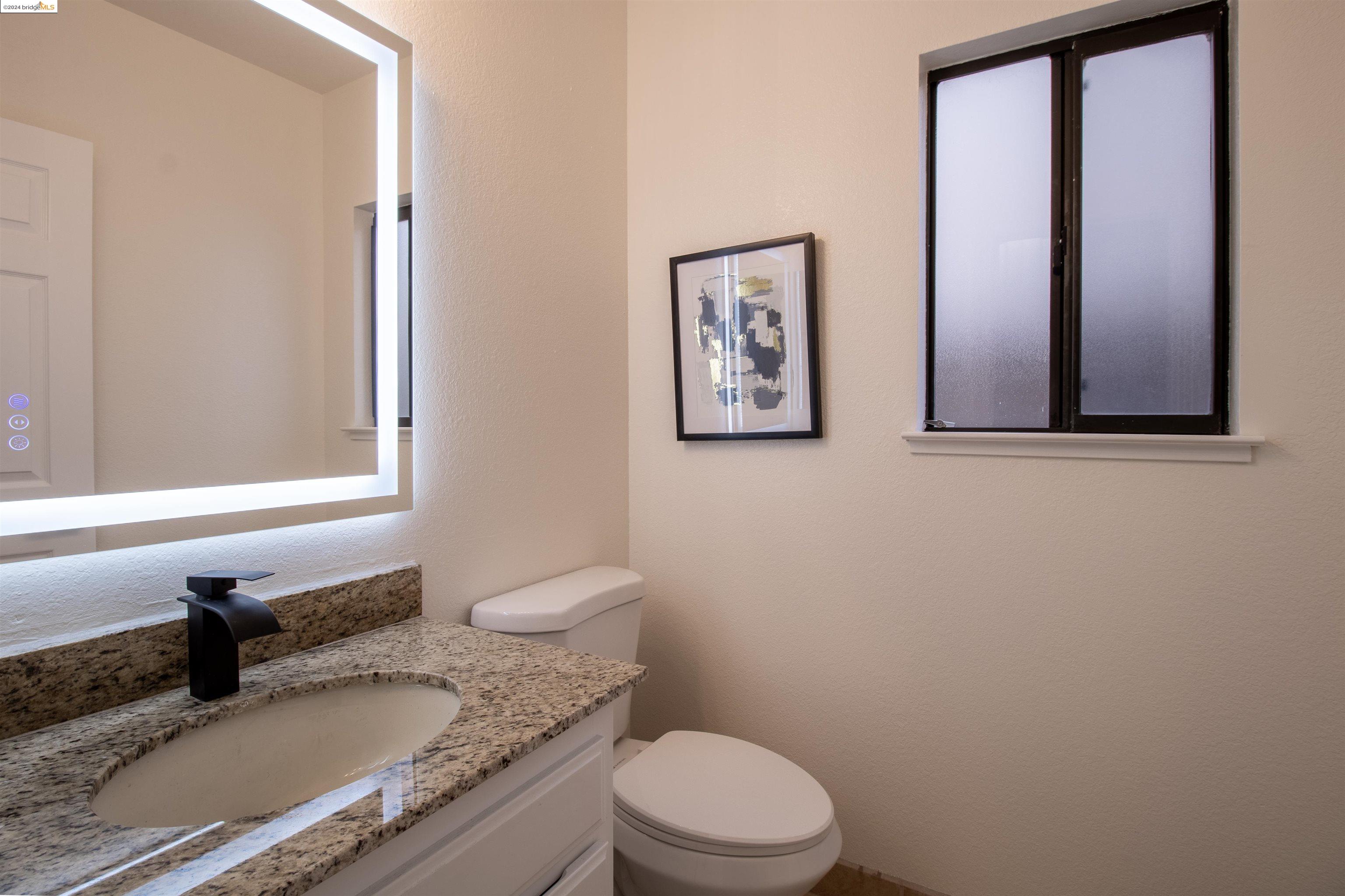 6205 View Crest Dr