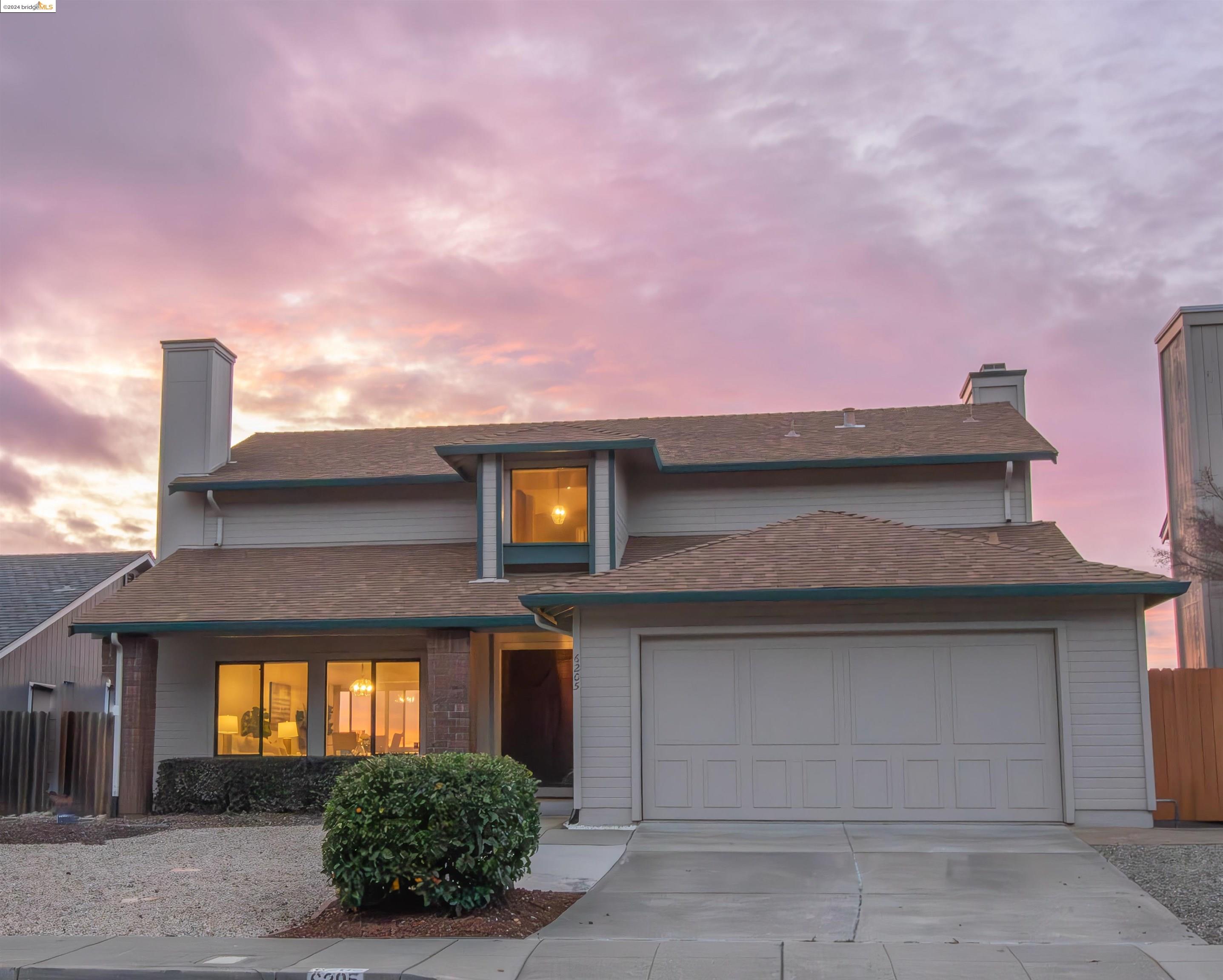 6205 View Crest Dr