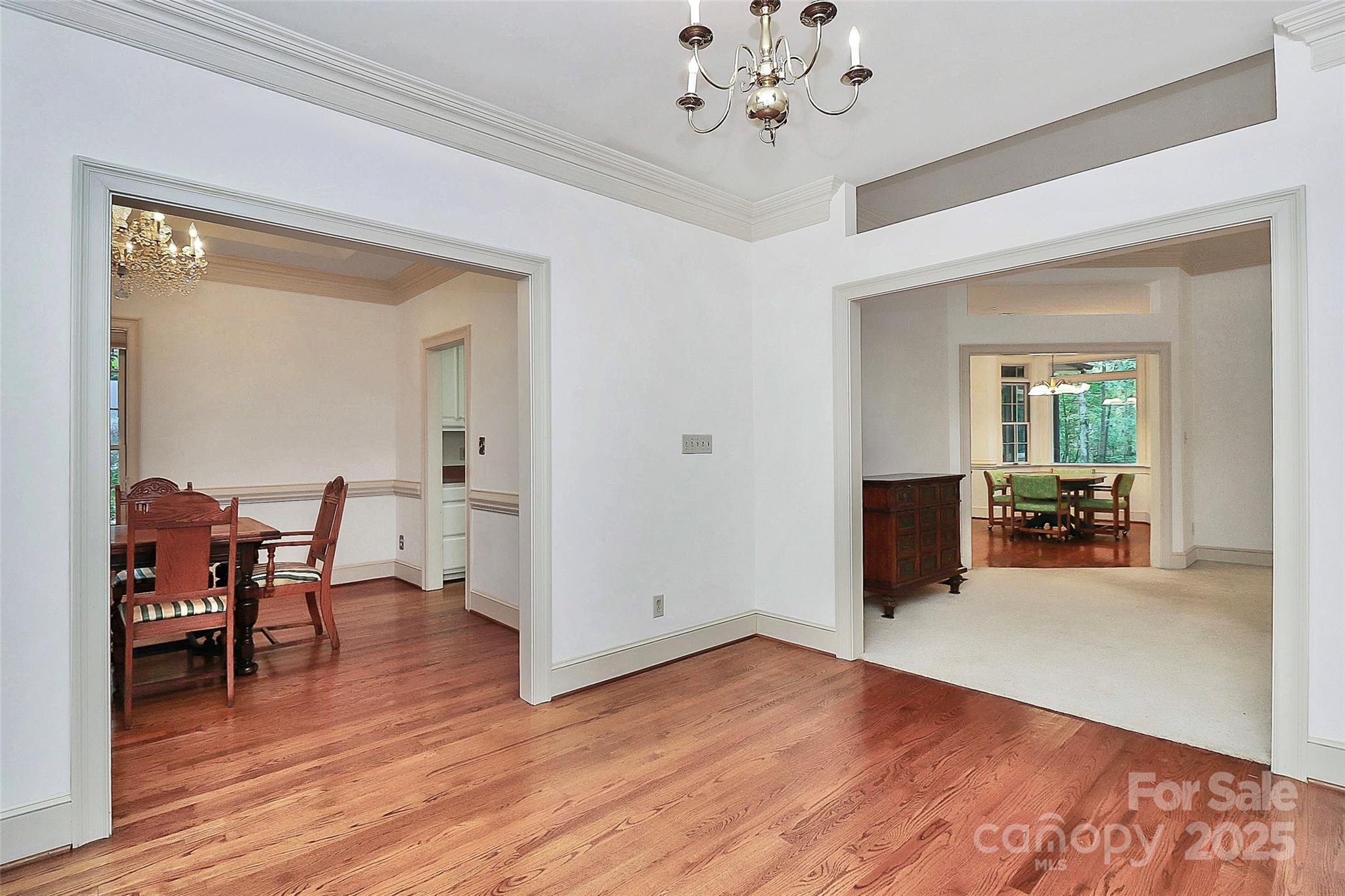 4121 Olde Roxbury Drive