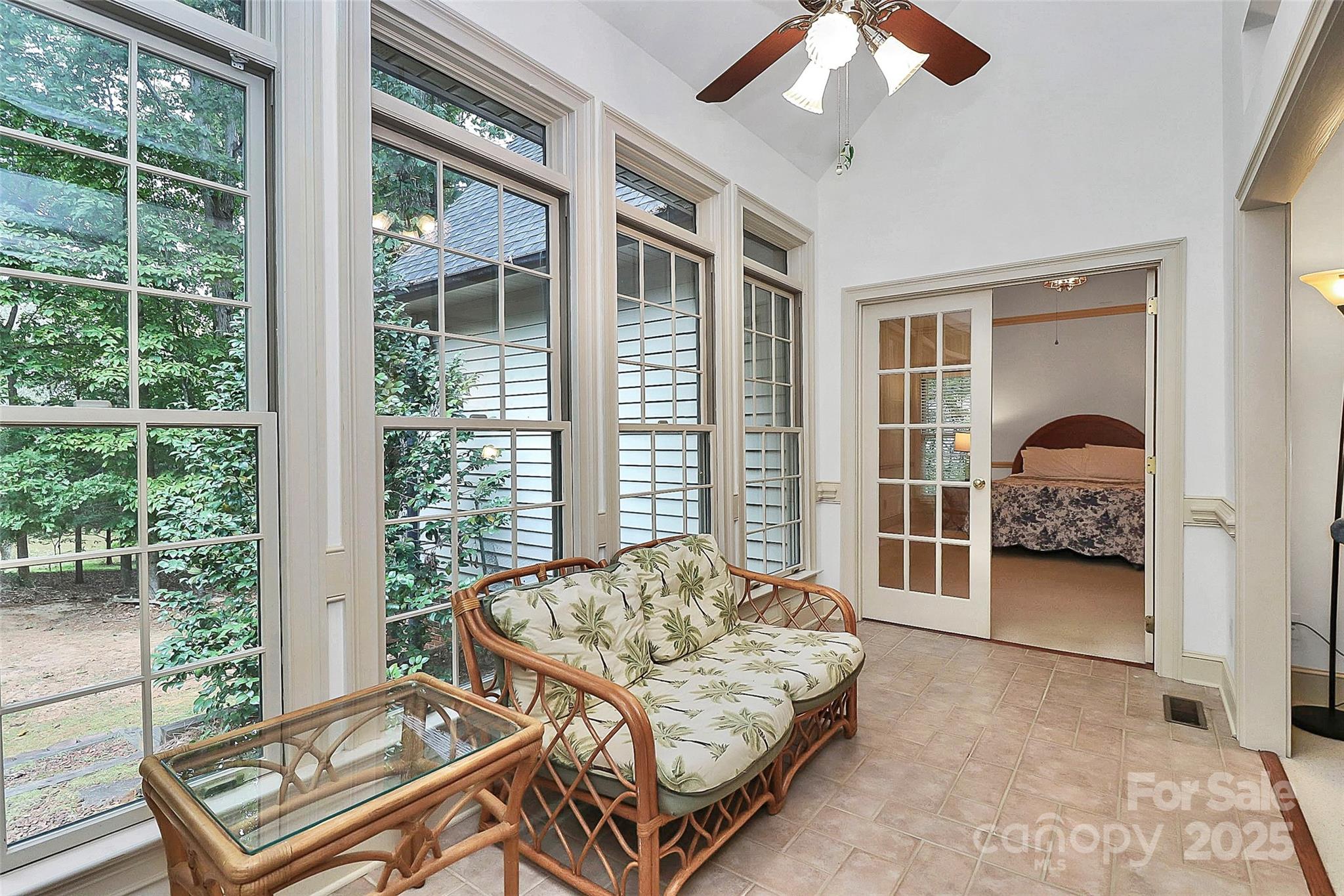 4121 Olde Roxbury Drive