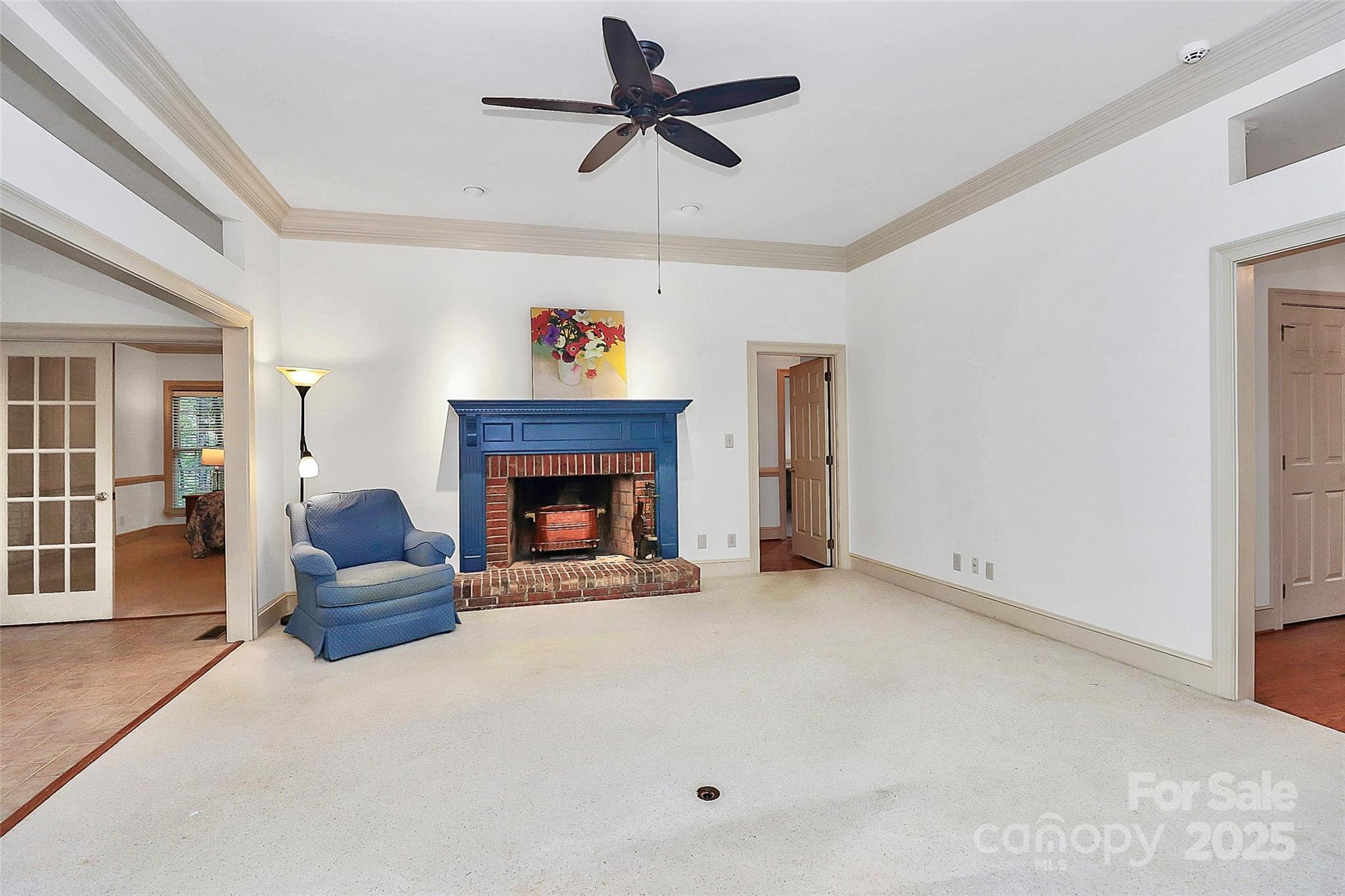 4121 Olde Roxbury Drive