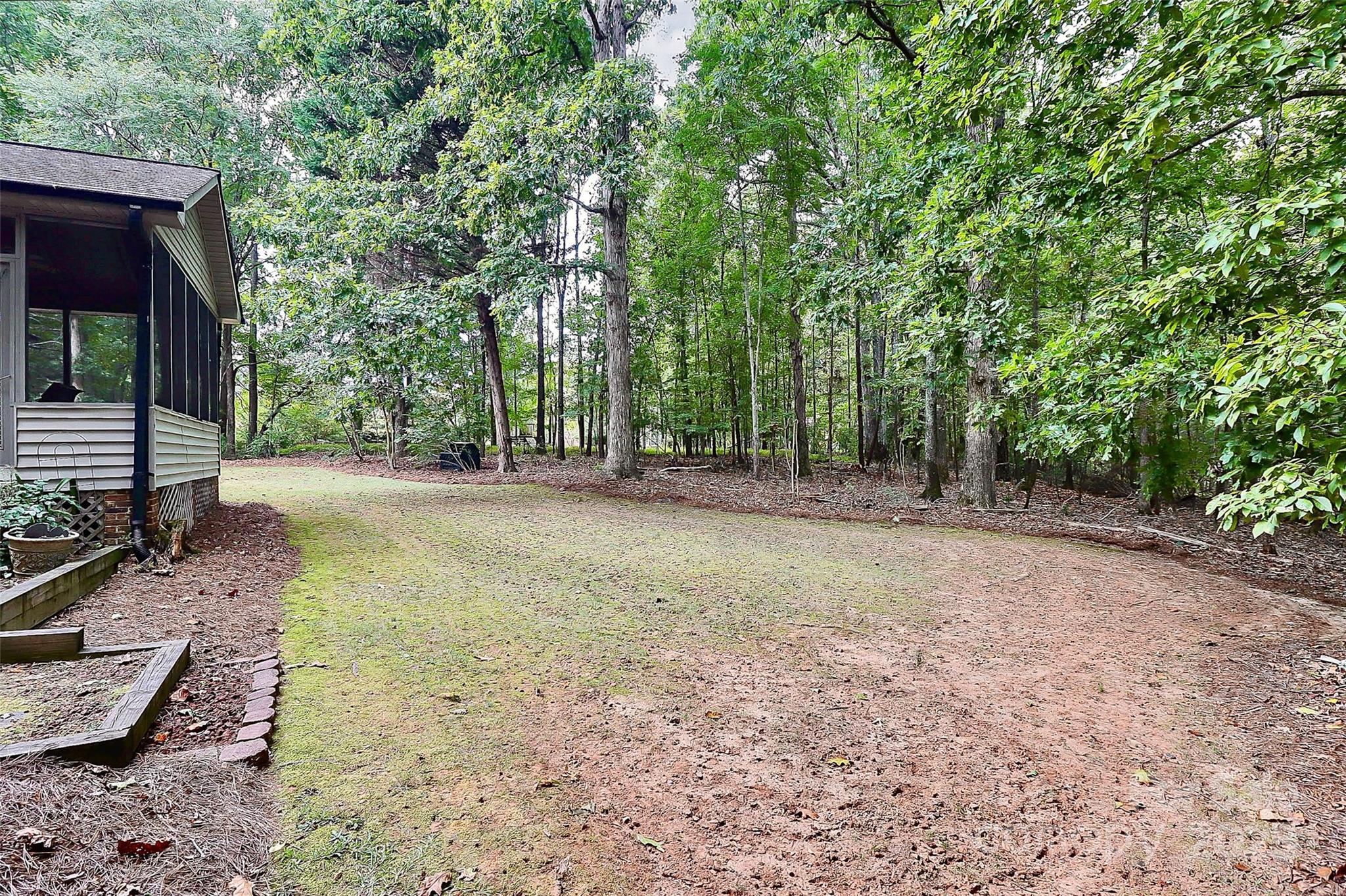 4121 Olde Roxbury Drive