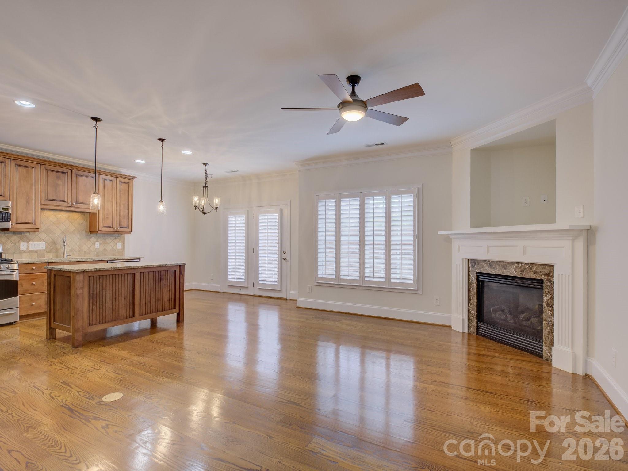 606 Crosswater Lane