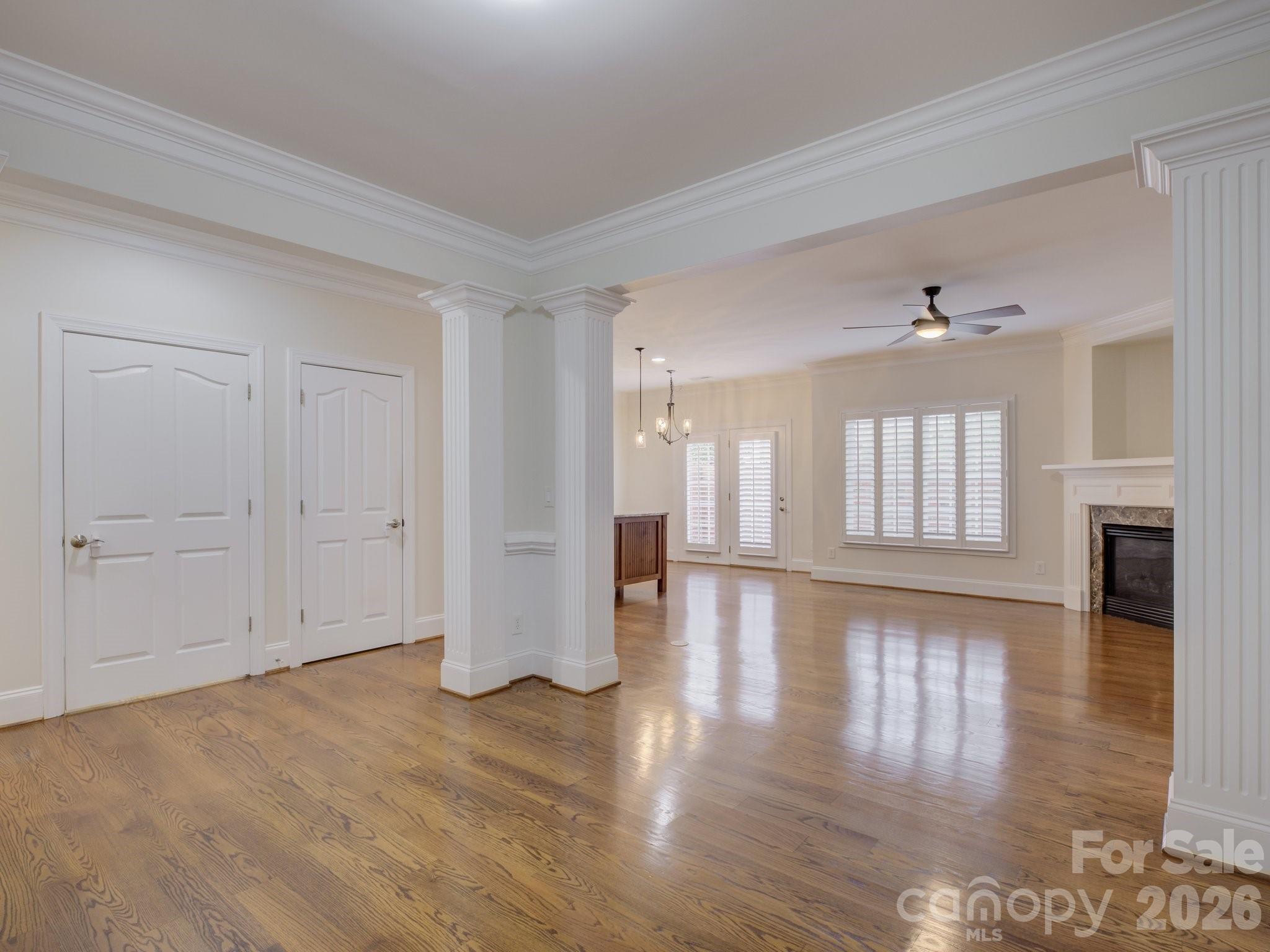 606 Crosswater Lane