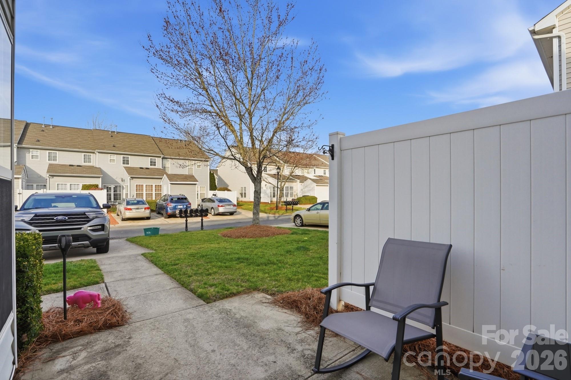 4723 Forestridge Commons Drive