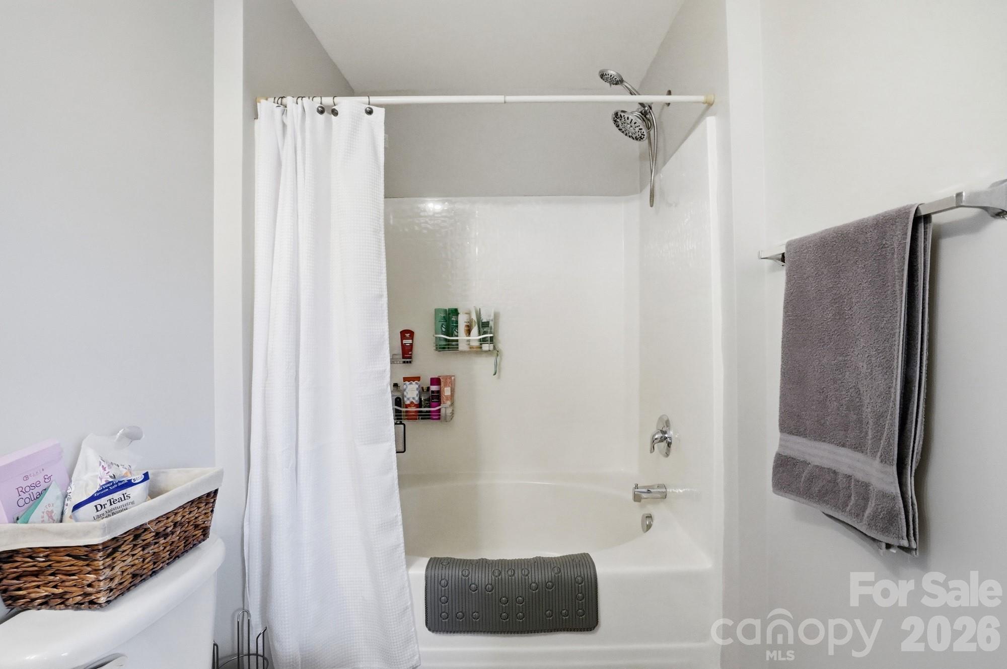 4723 Forestridge Commons Drive