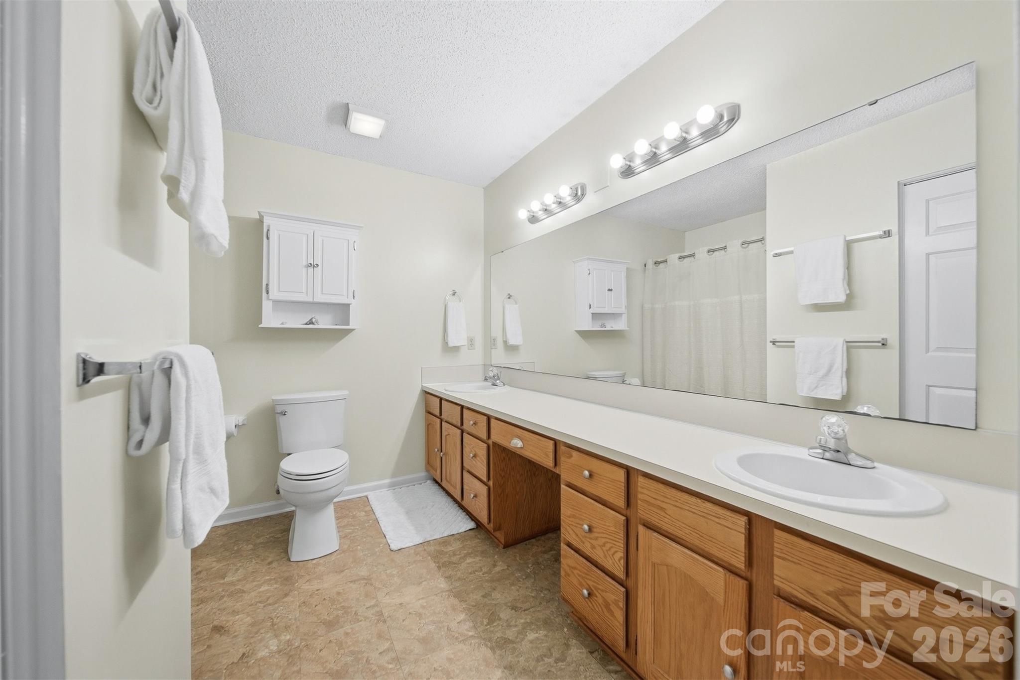 1951 19th Avenue Drive NE Unit: 27