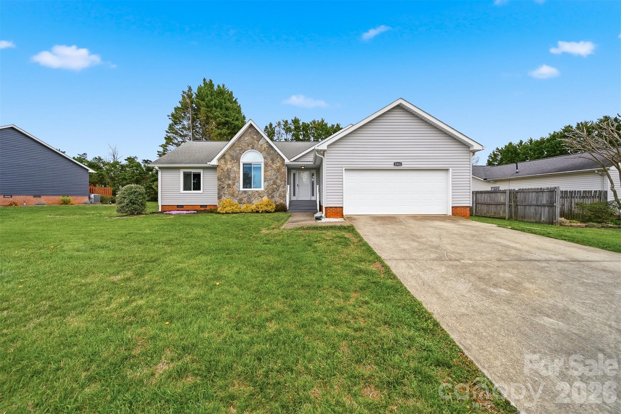 1951 19th Avenue Drive NE Unit: 27
