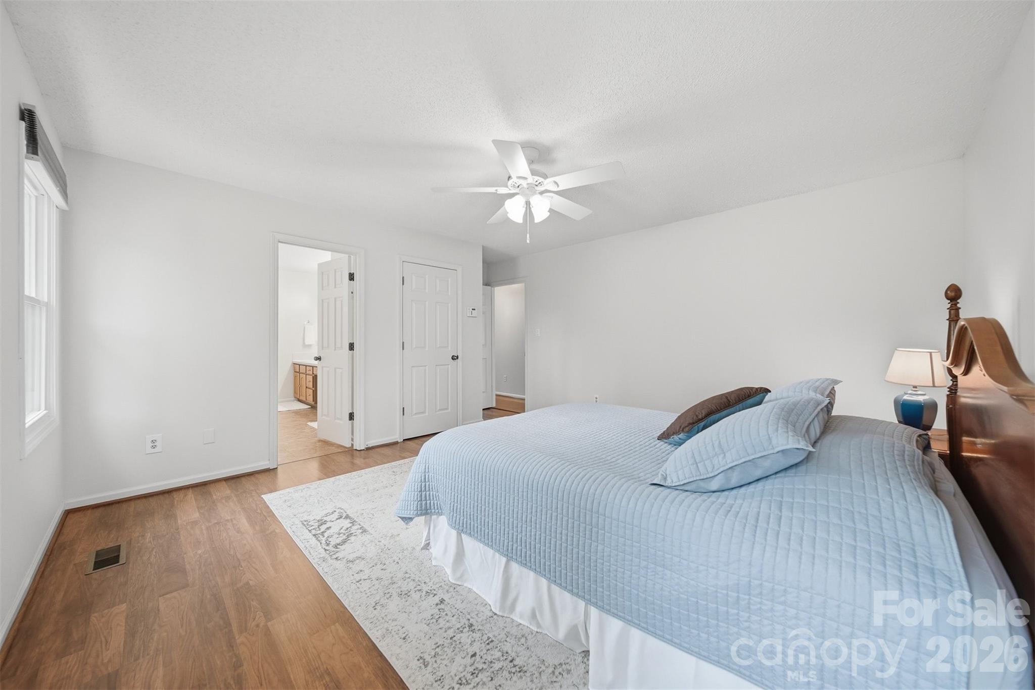 1951 19th Avenue Drive NE Unit: 27