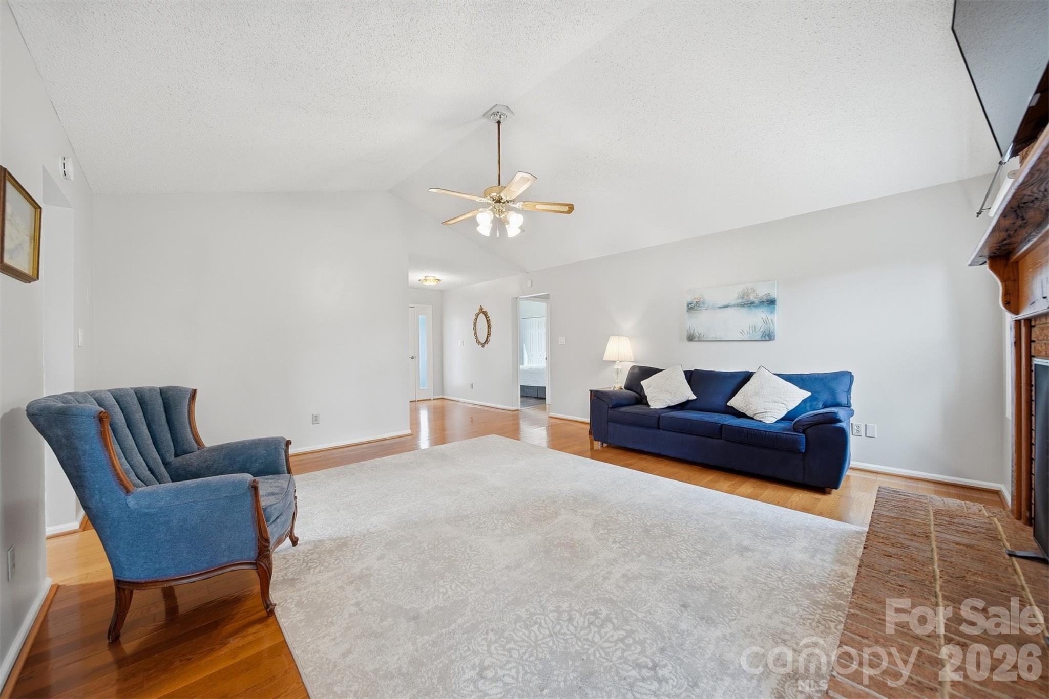 1951 19th Avenue Drive NE Unit: 27