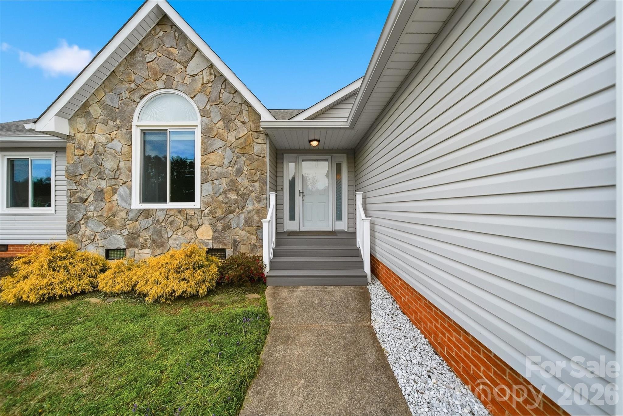 1951 19th Avenue Drive NE Unit: 27