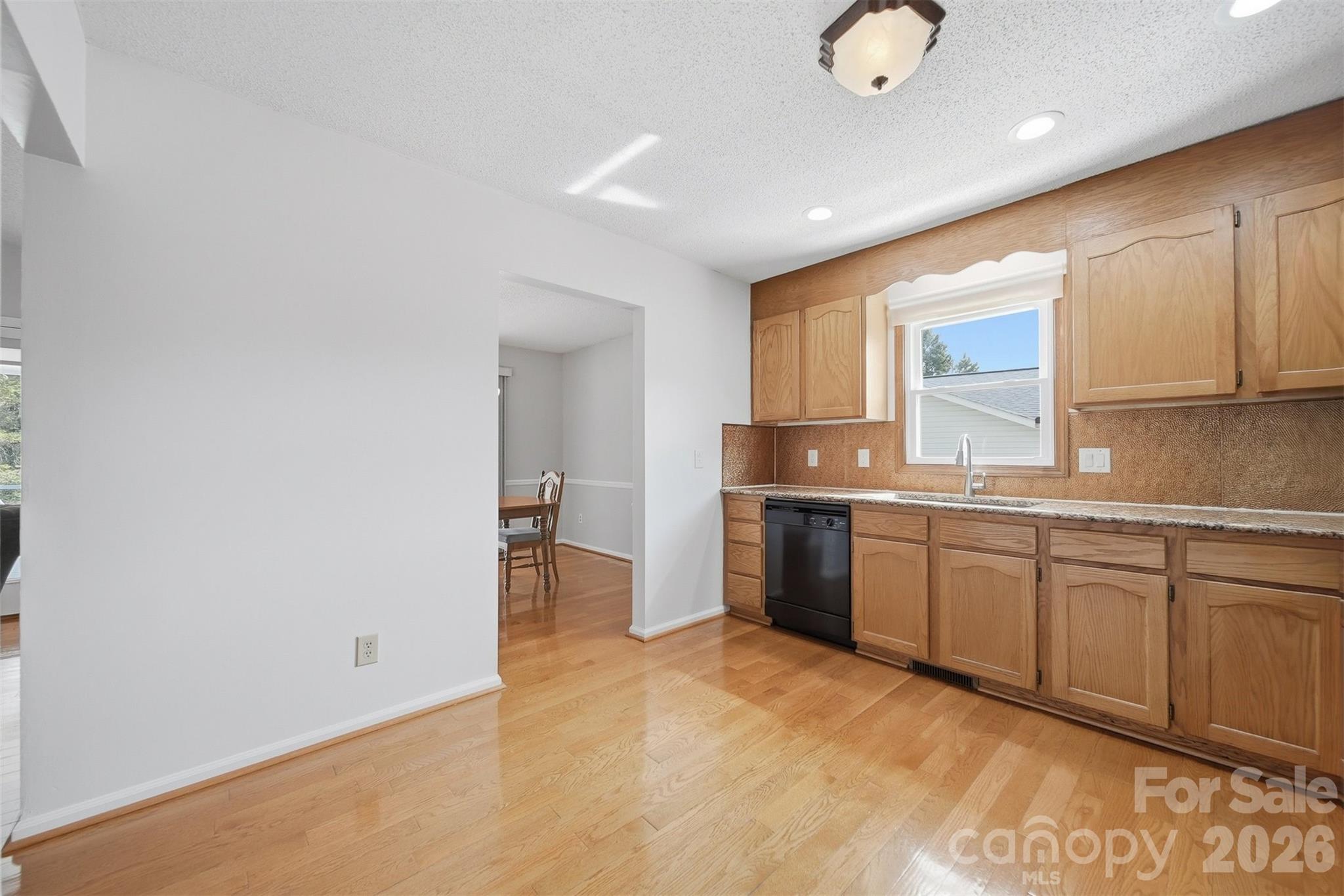 1951 19th Avenue Drive NE Unit: 27