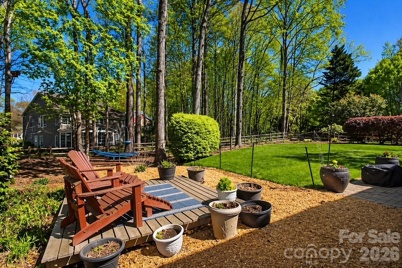 4600 Hanging Ivy Drive