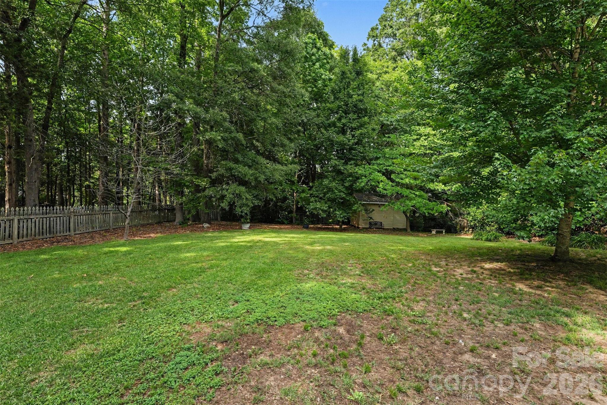 2272 Crosstrail Ridge