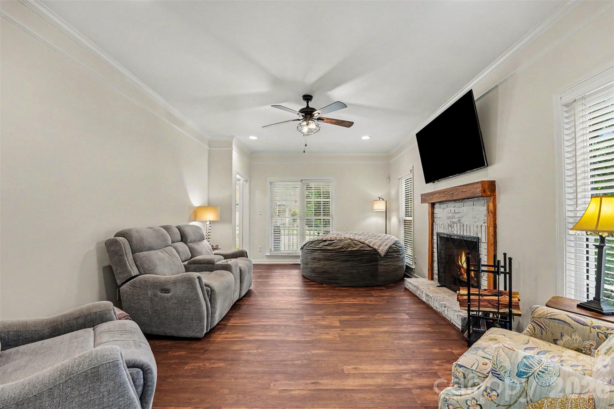 2272 Crosstrail Ridge
