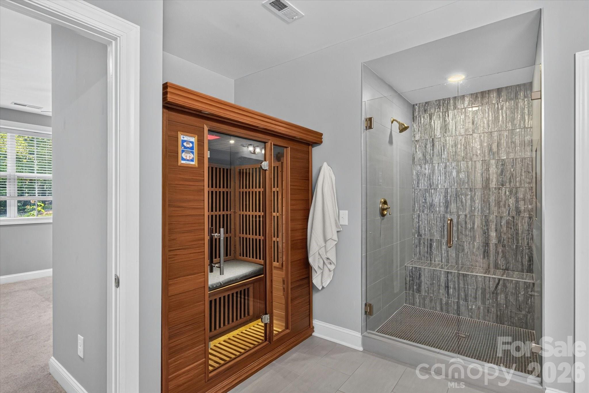 8801 Nellie Lane