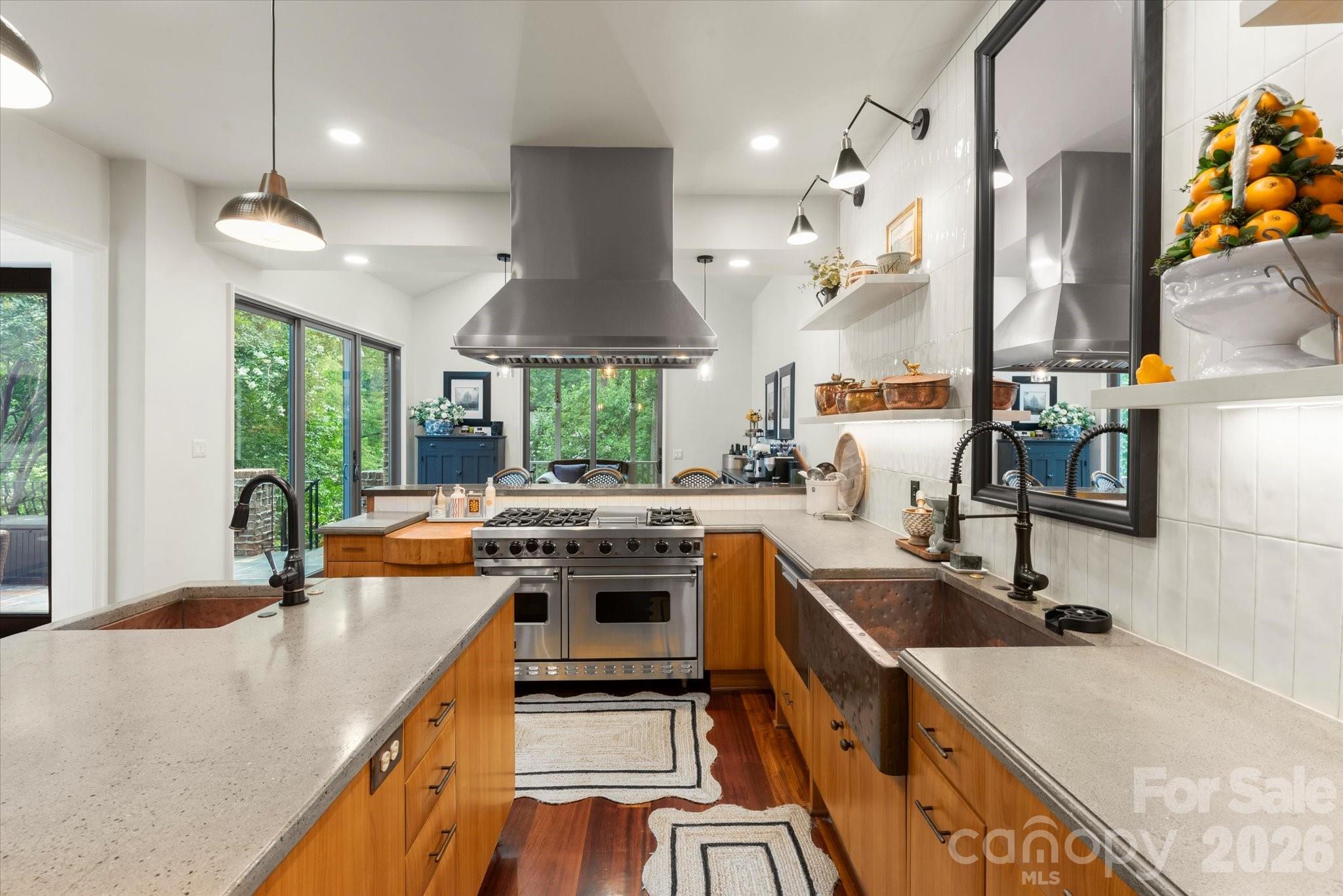 3603 Hennessy Place
