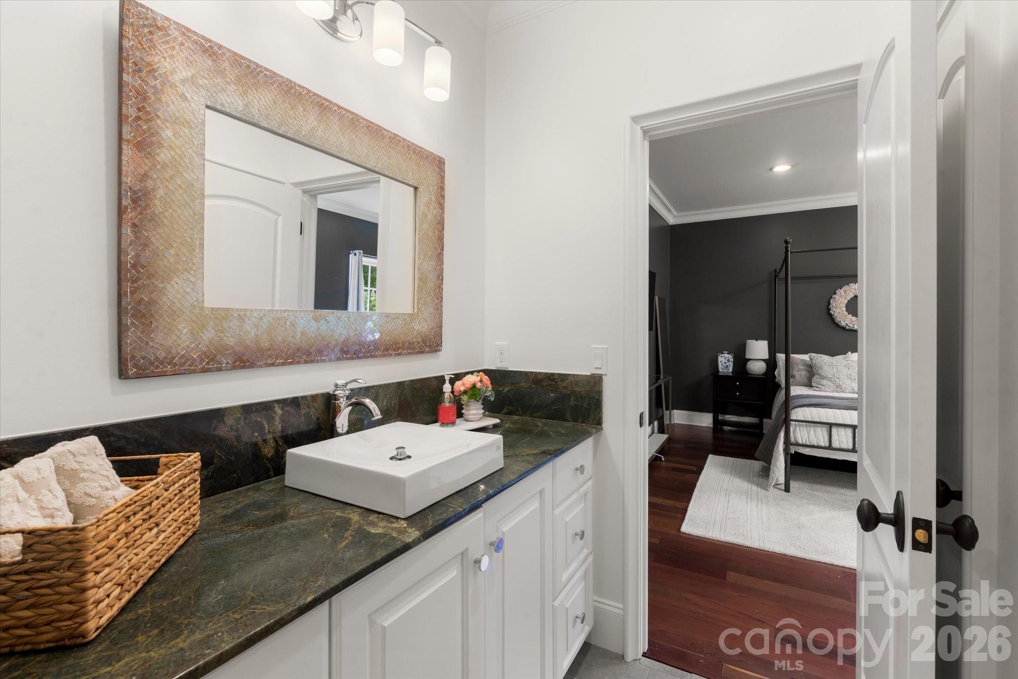 3603 Hennessy Place