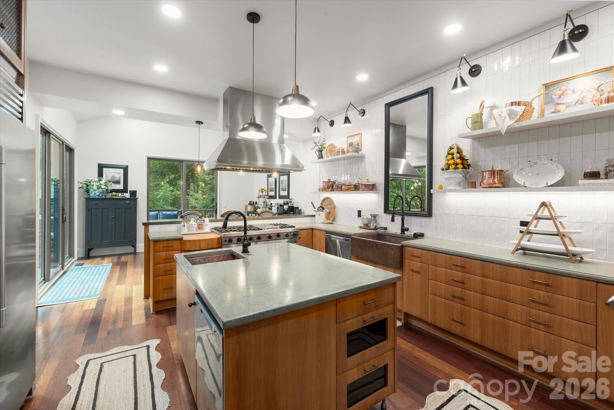 3603 Hennessy Place