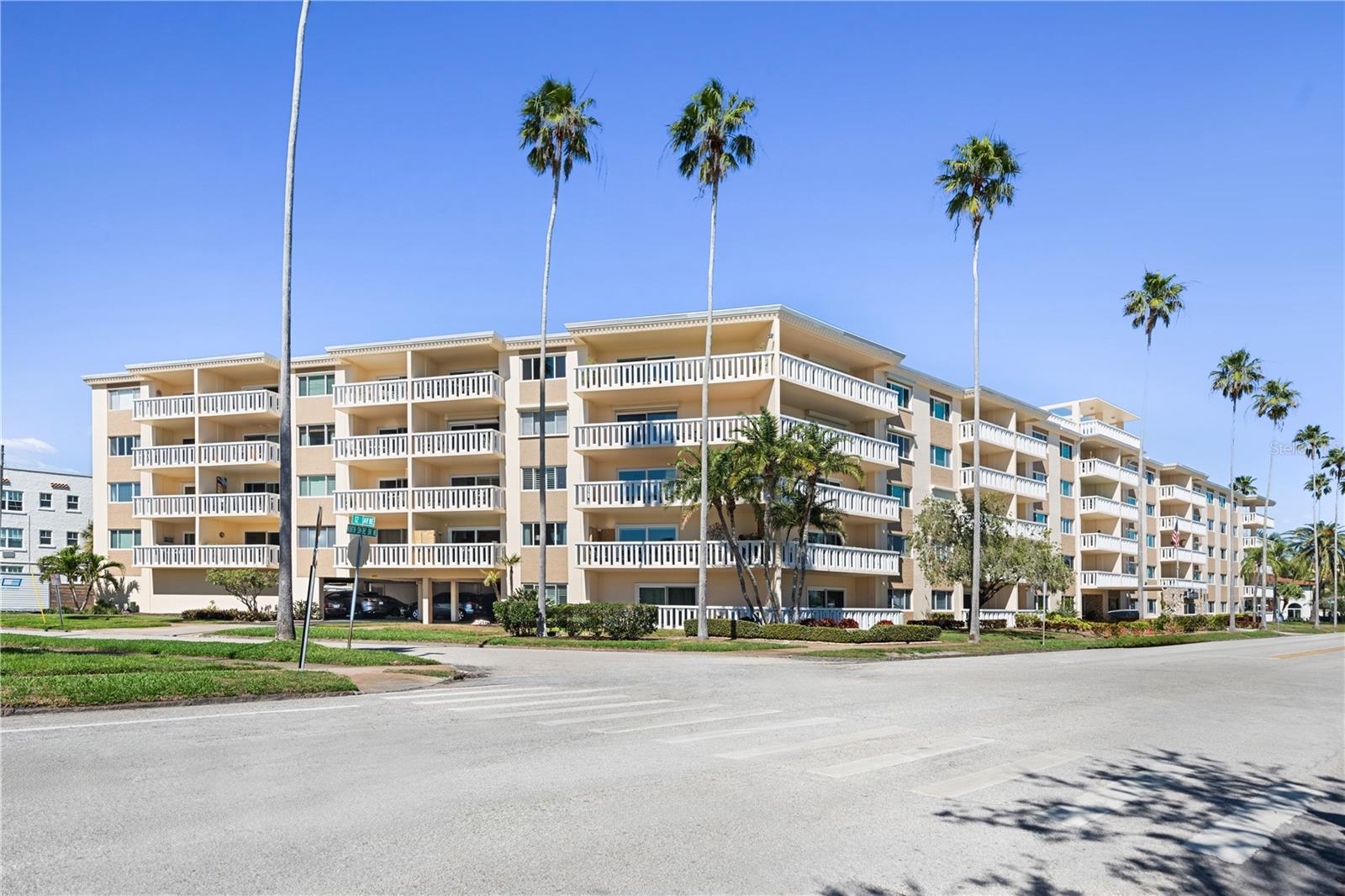 1200 N SHORE DR NE #109