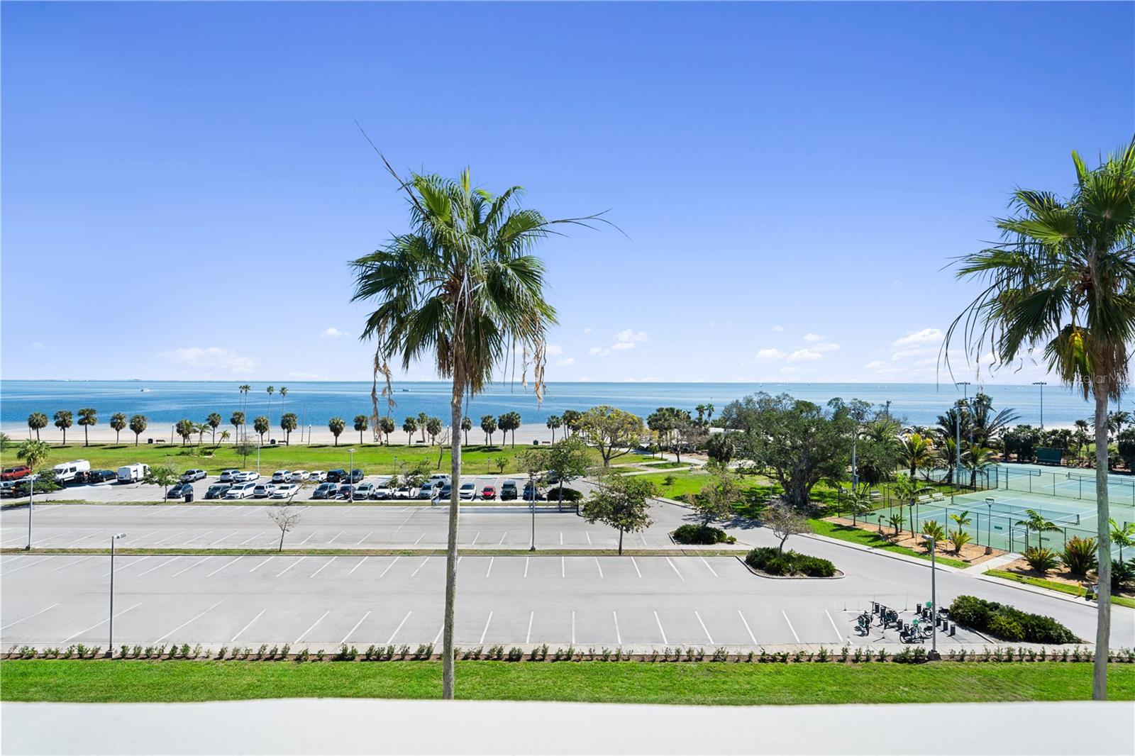 1200 N SHORE DR NE #109