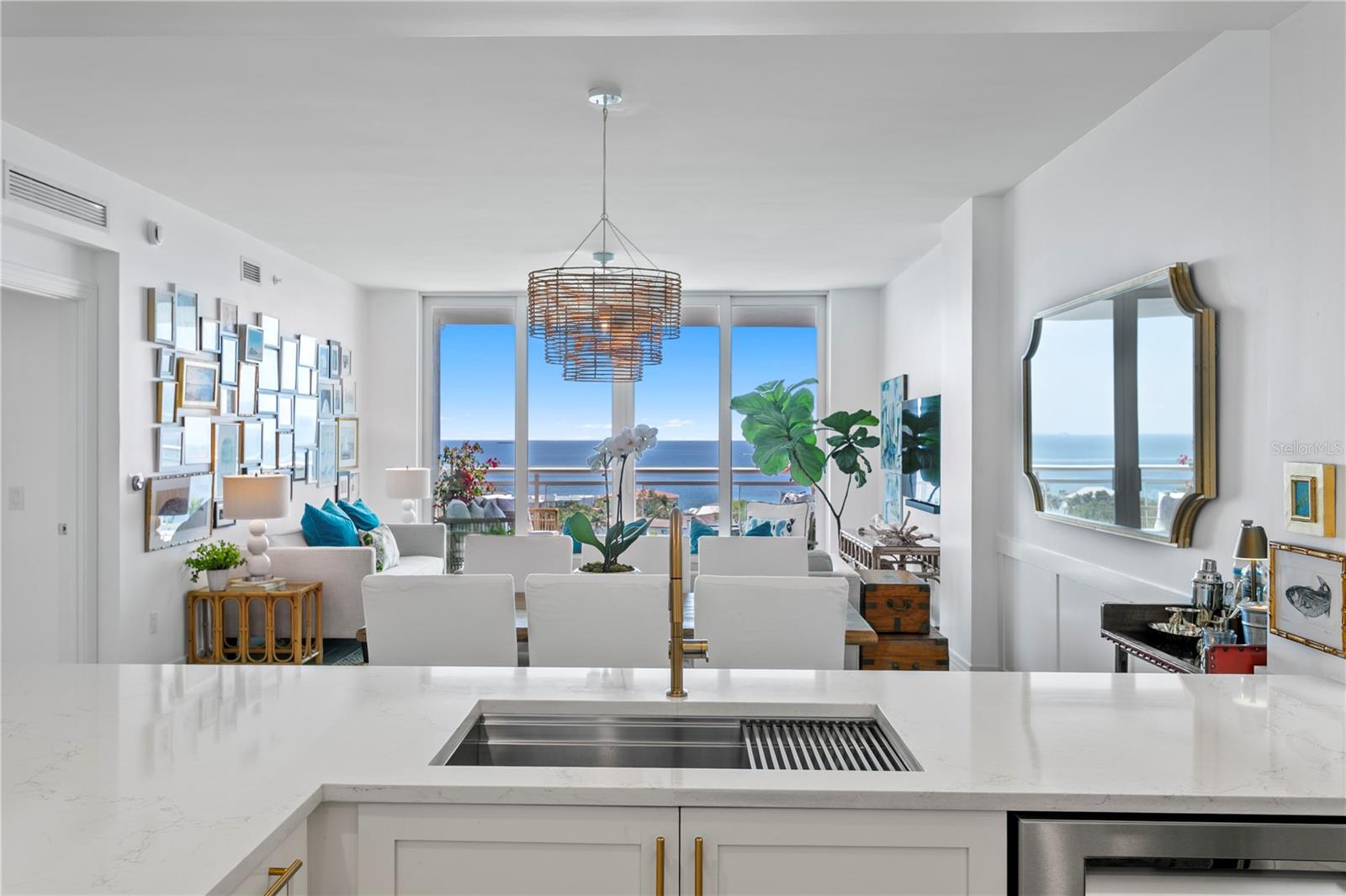 1325 SNELL ISLE BLVD NE #911