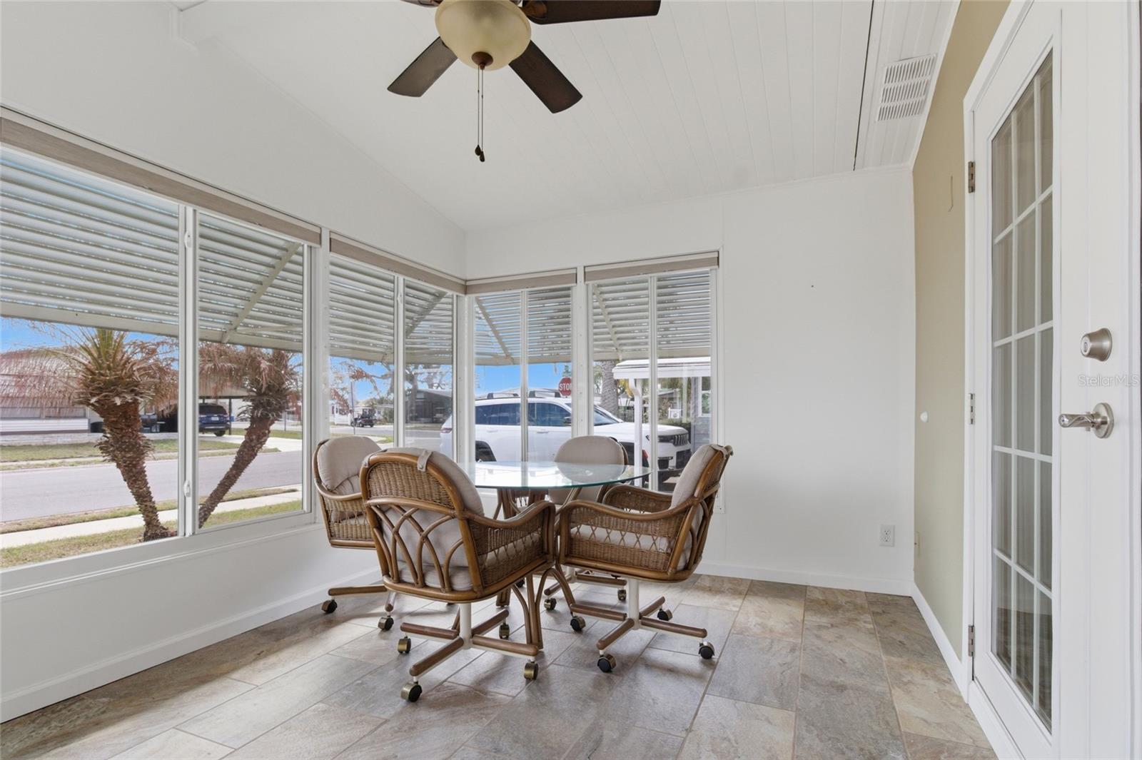 5533 REGAL WAY