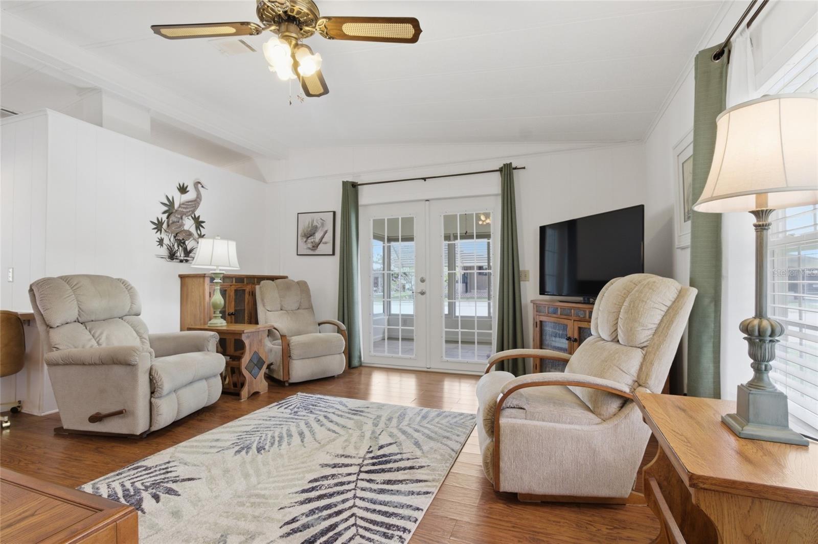 5533 REGAL WAY
