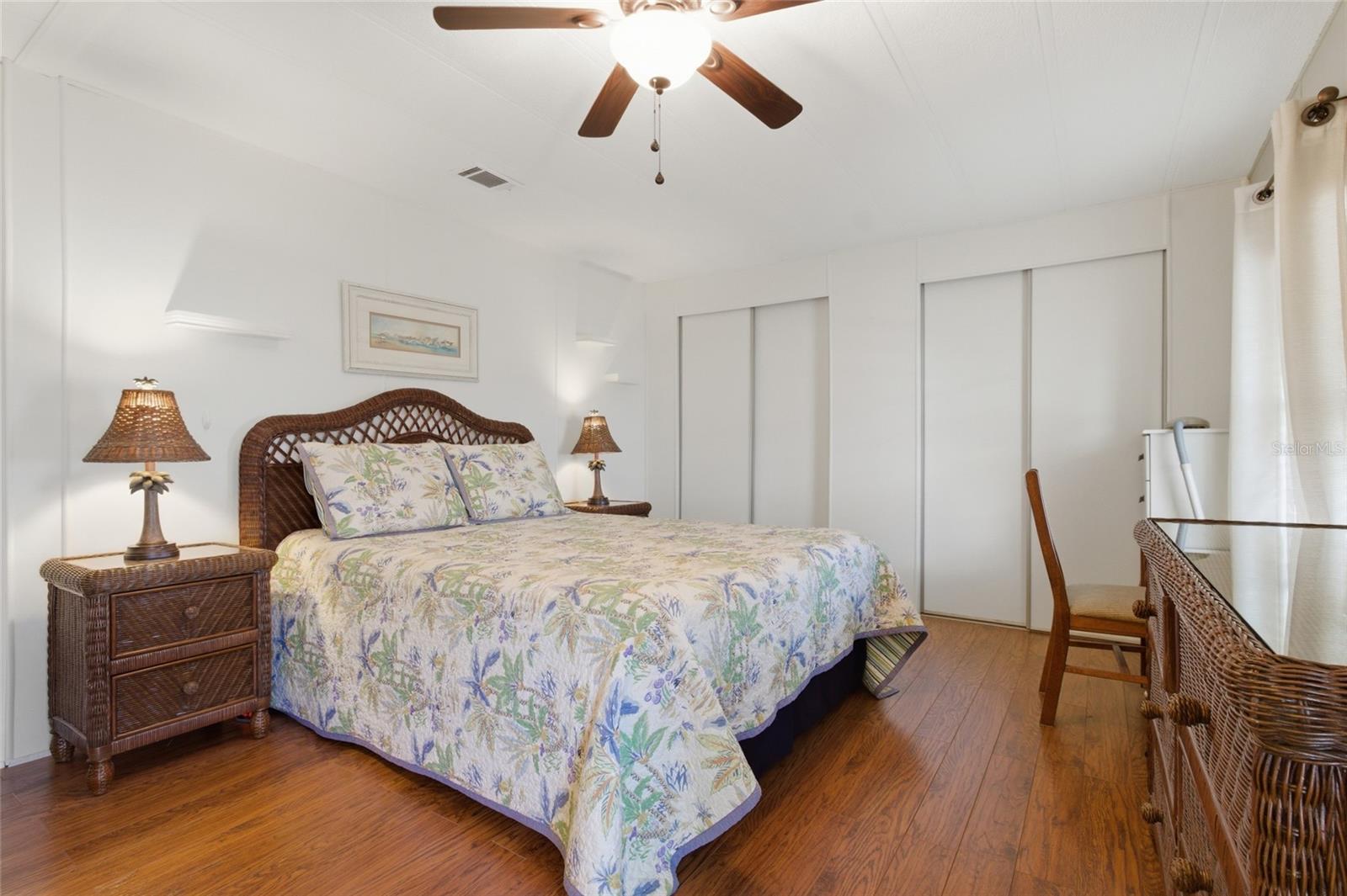 5533 REGAL WAY