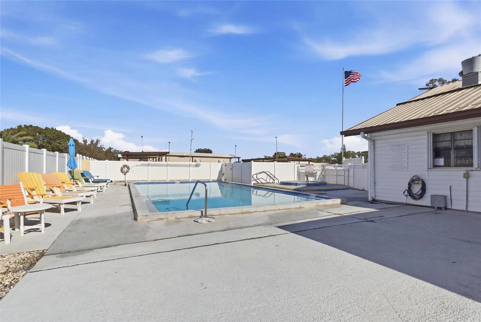 5533 REGAL WAY