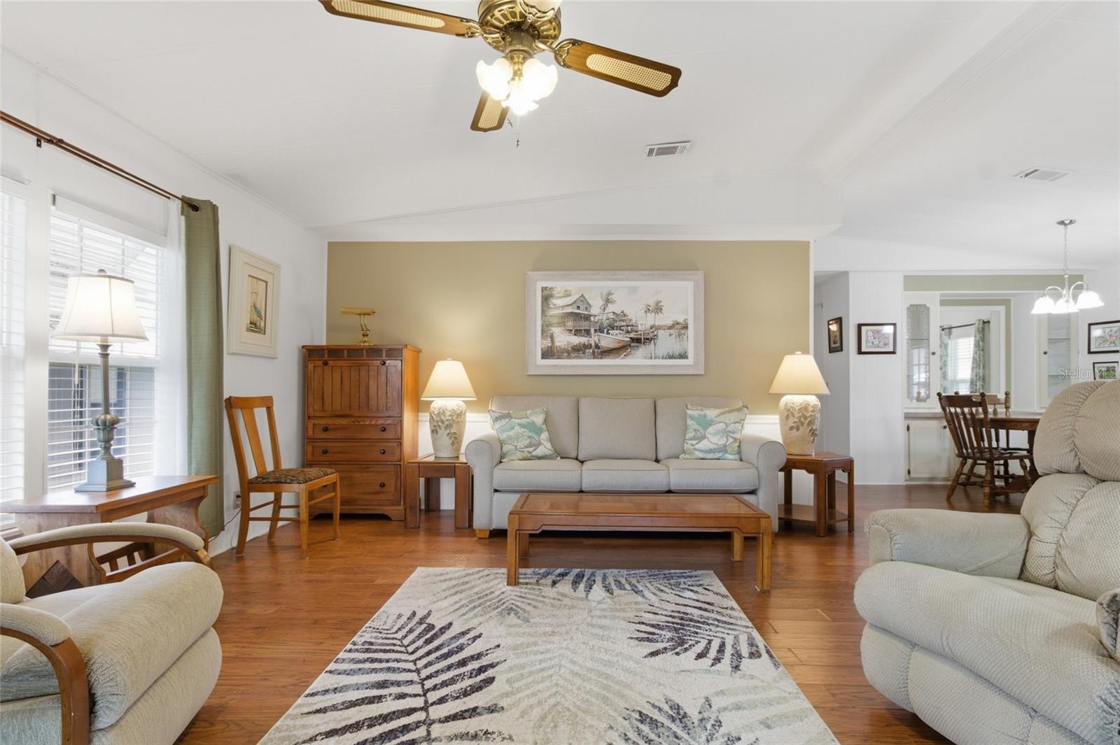 5533 REGAL WAY