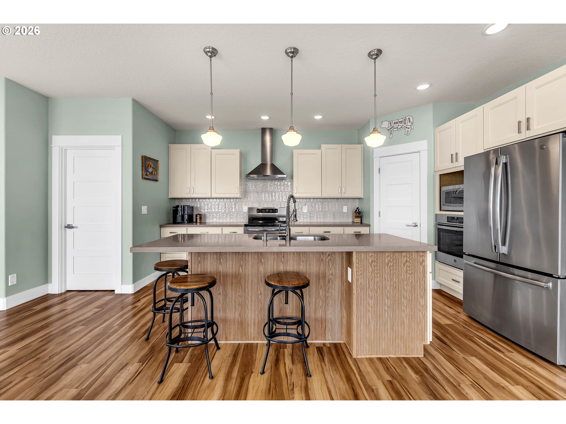251 SHIPVIEW RD