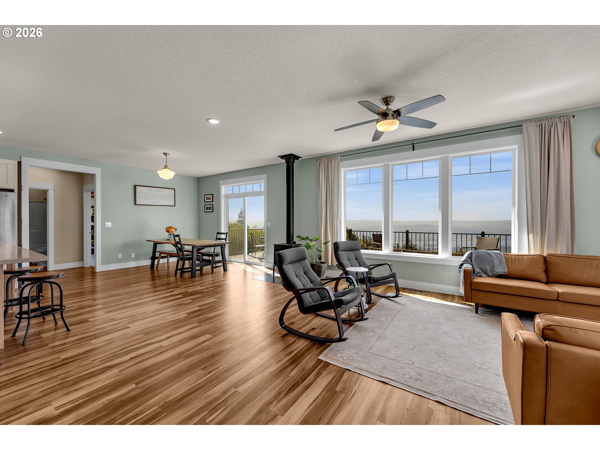 251 SHIPVIEW RD