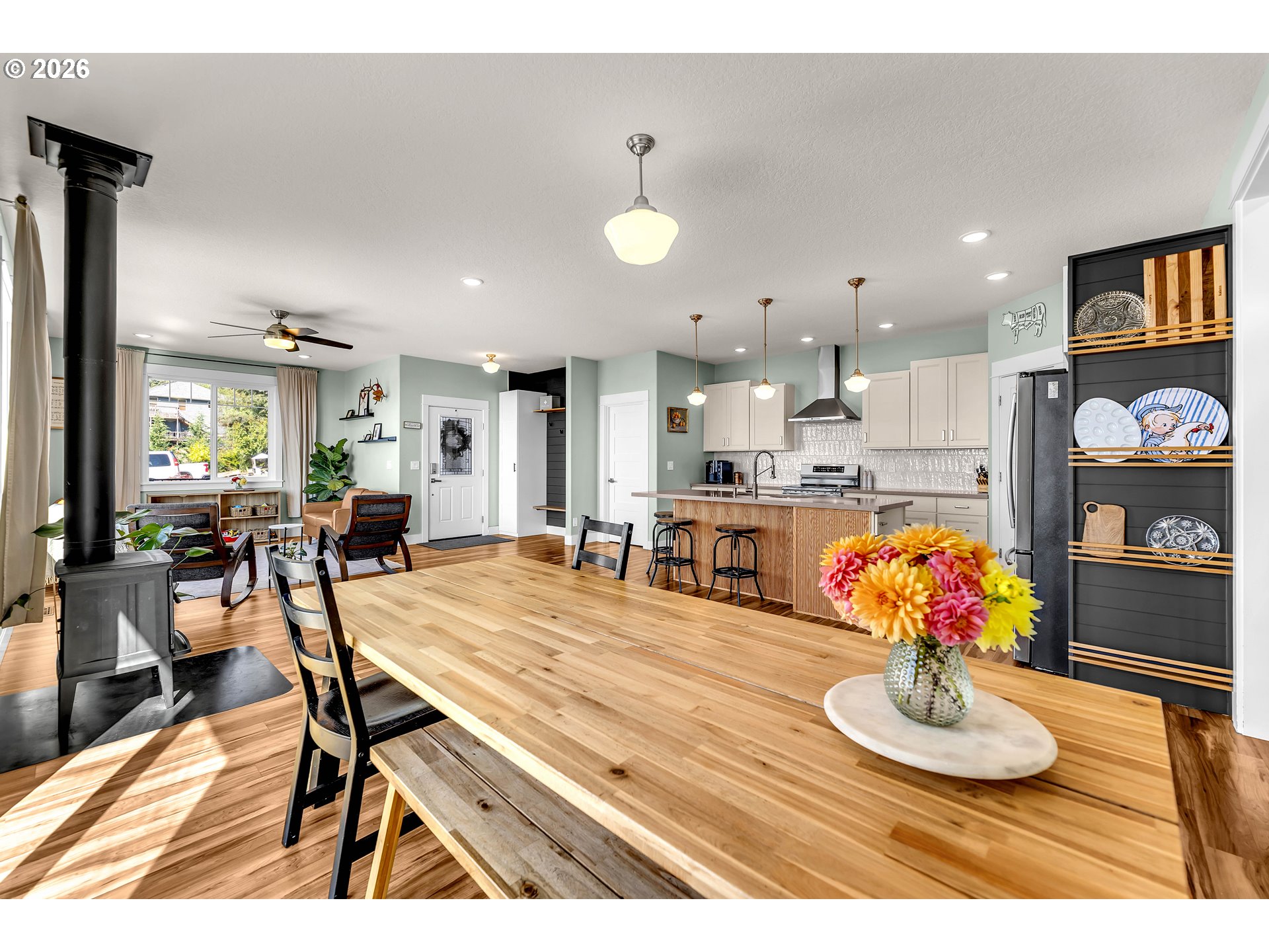 251 SHIPVIEW RD