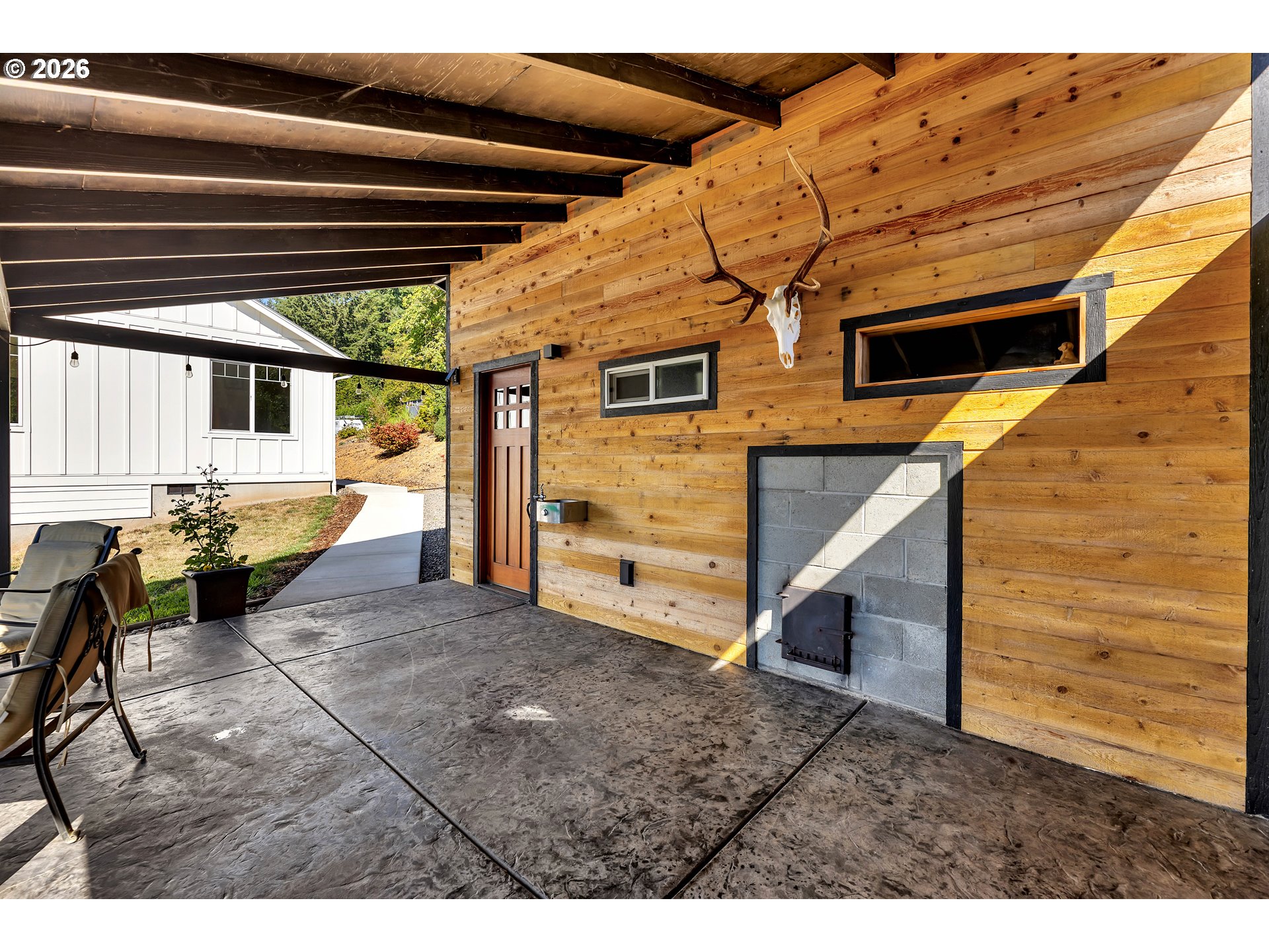 251 SHIPVIEW RD