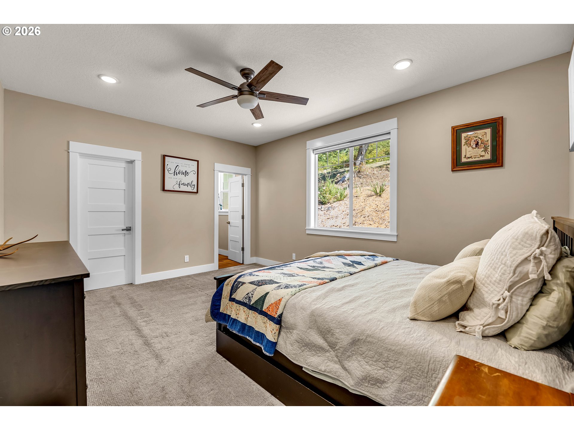 251 SHIPVIEW RD