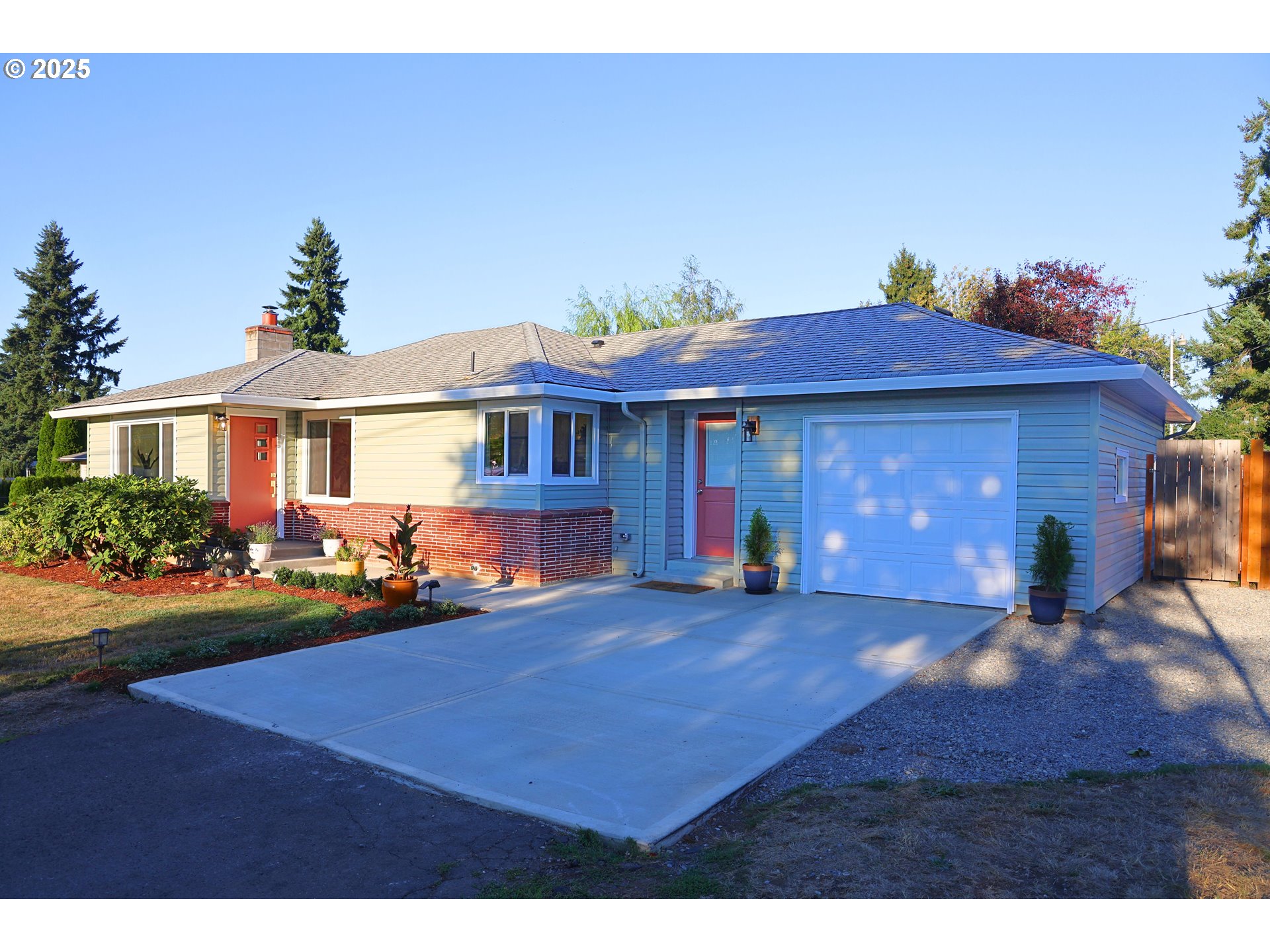 4819 NE 40TH AVE