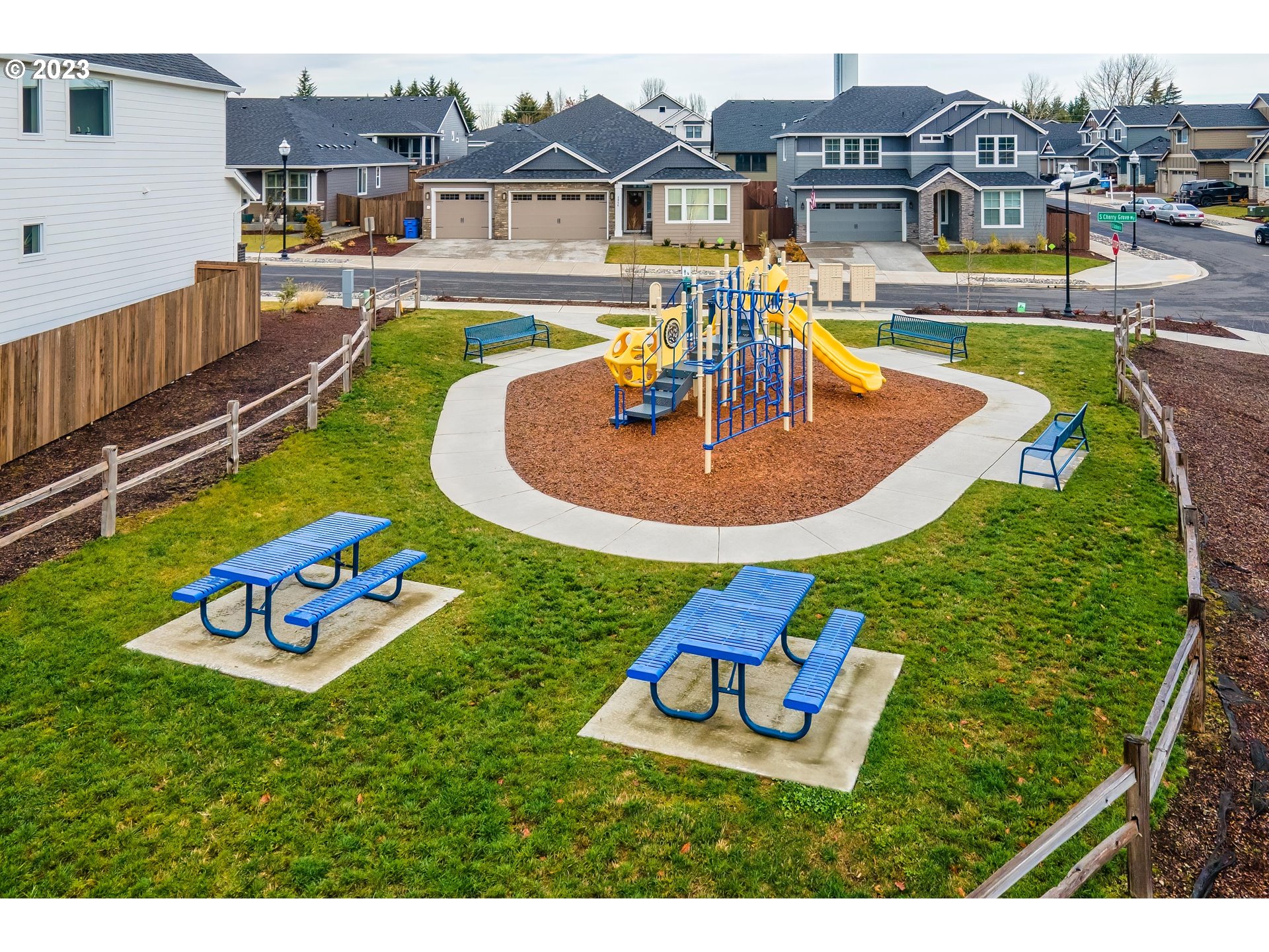 3014 S CHERRY GROVE WAY