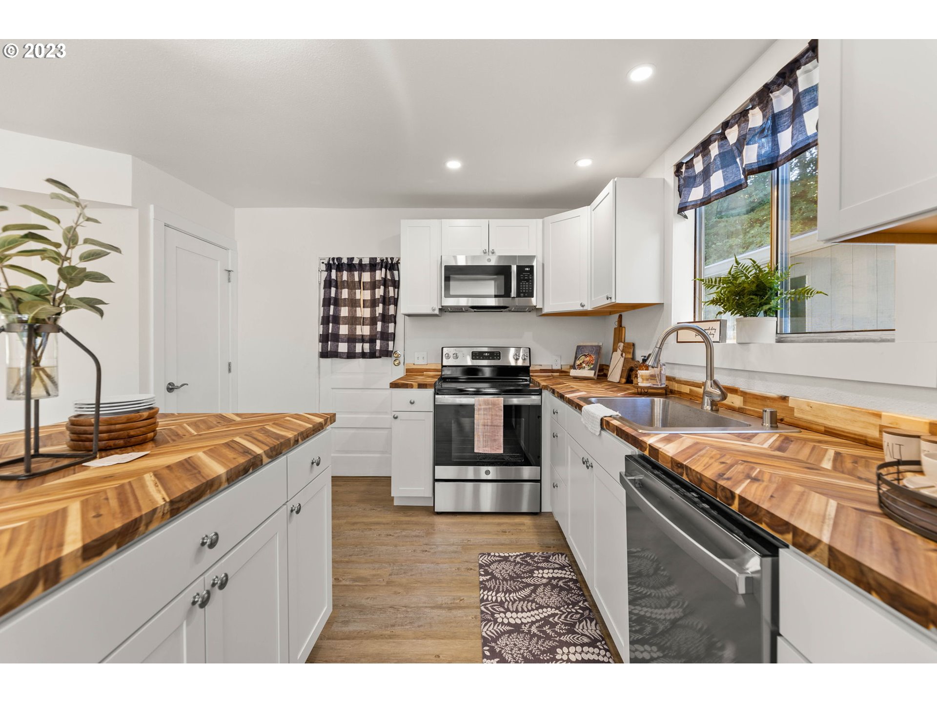 3408 OLD PACIFIC HWY