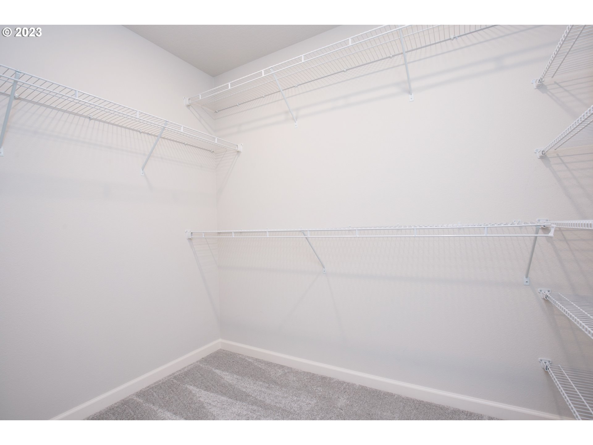 4237 S WATERS EDGE WAY