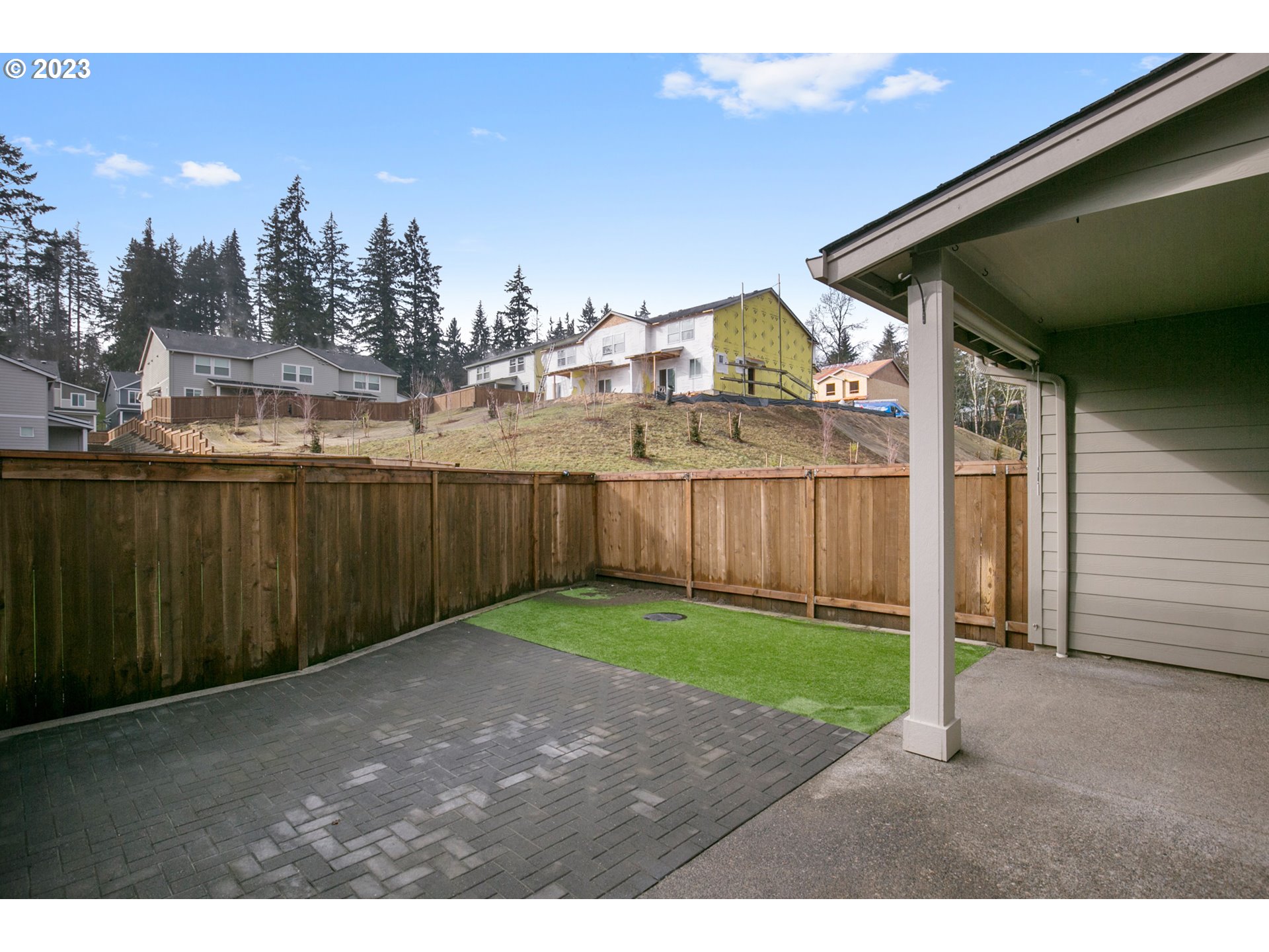 4237 S WATERS EDGE WAY