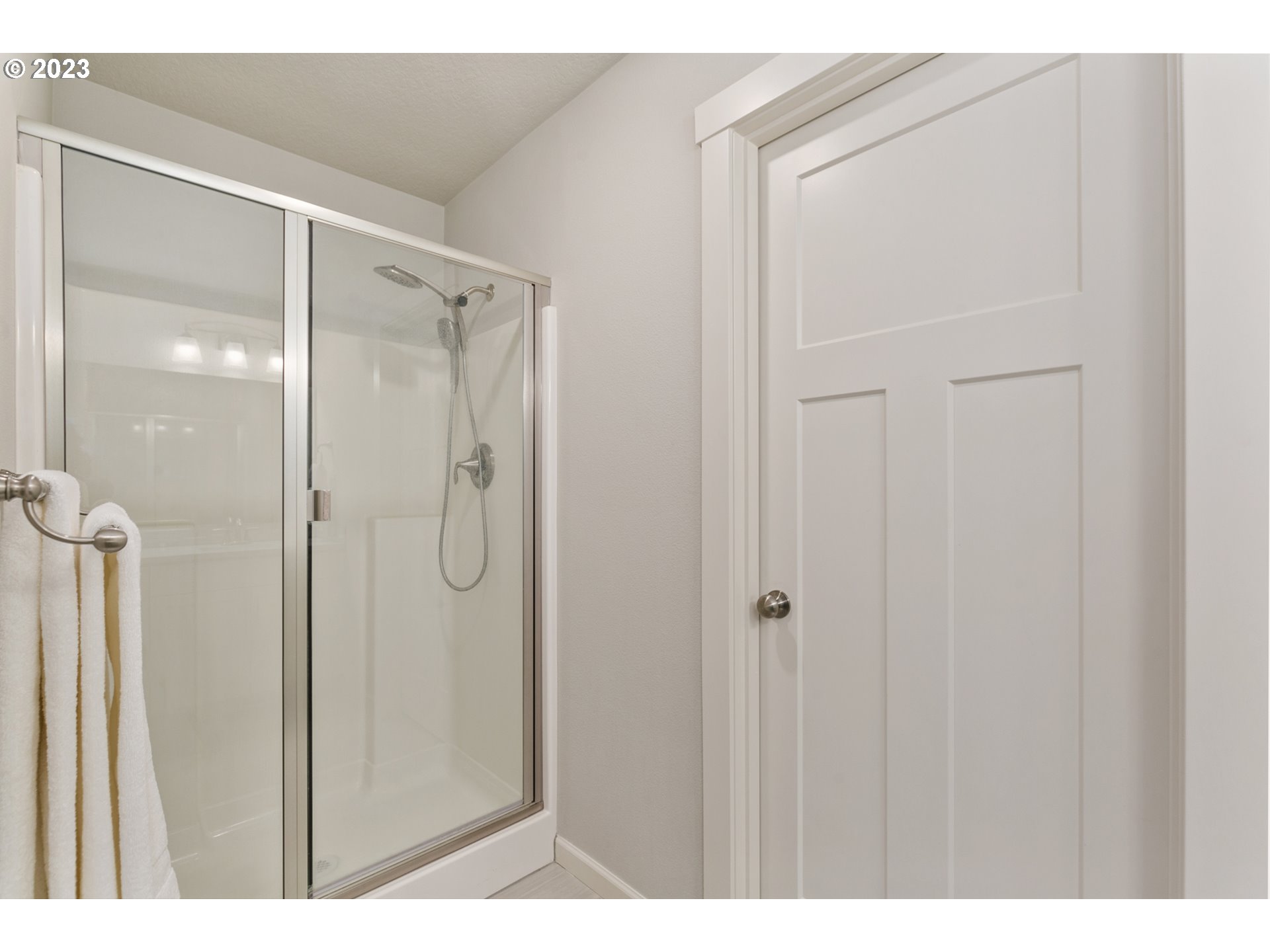 4237 S WATERS EDGE WAY