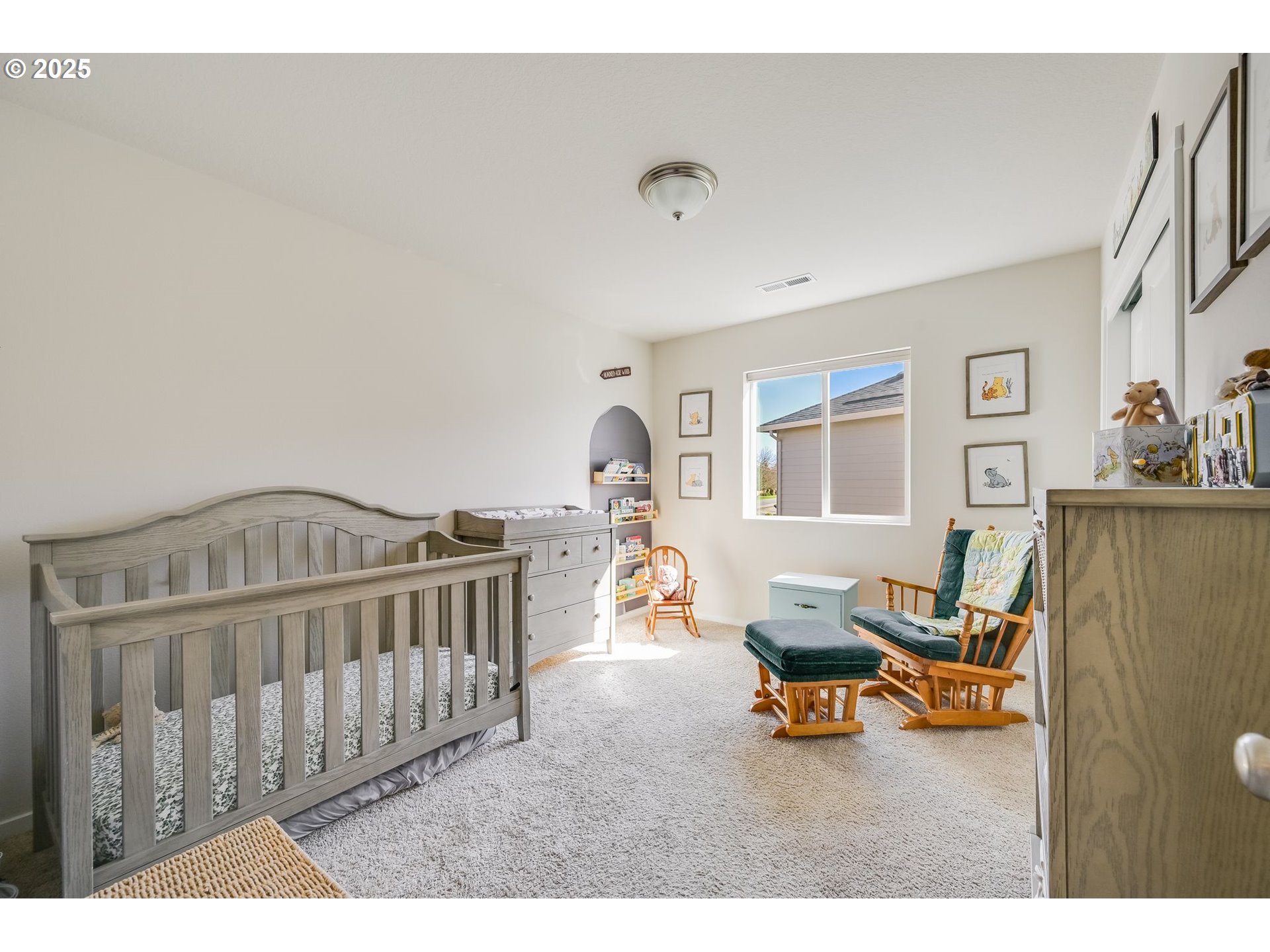 2126 S MEADOWLARK DR