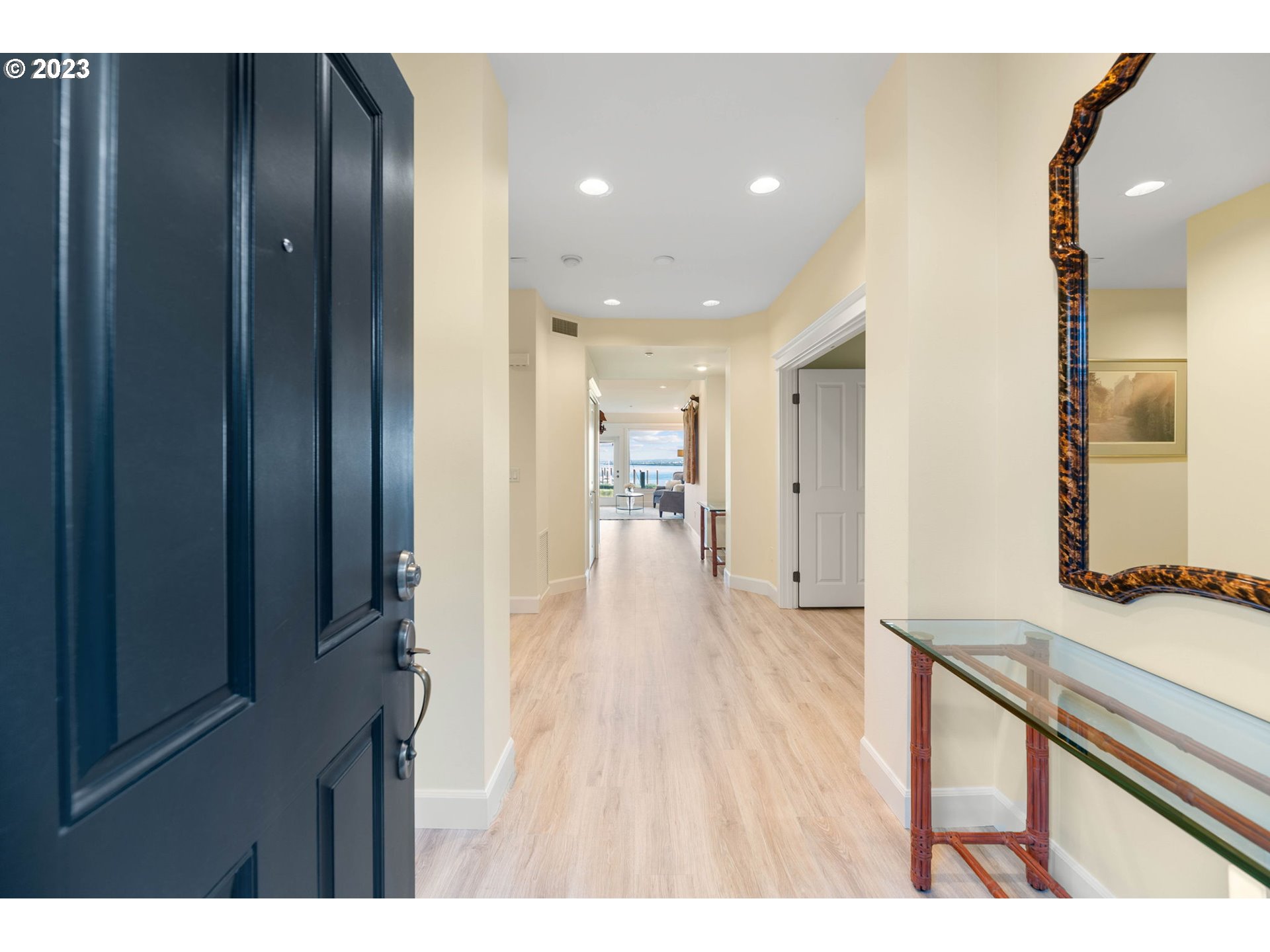 5421 SE SCENIC LN 202