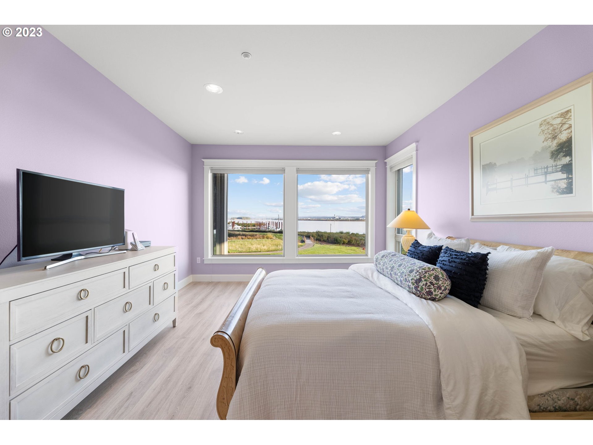 5421 SE SCENIC LN 202